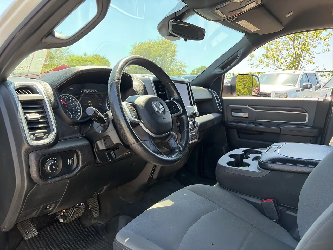 RAM 2500 снимка RAM 2500