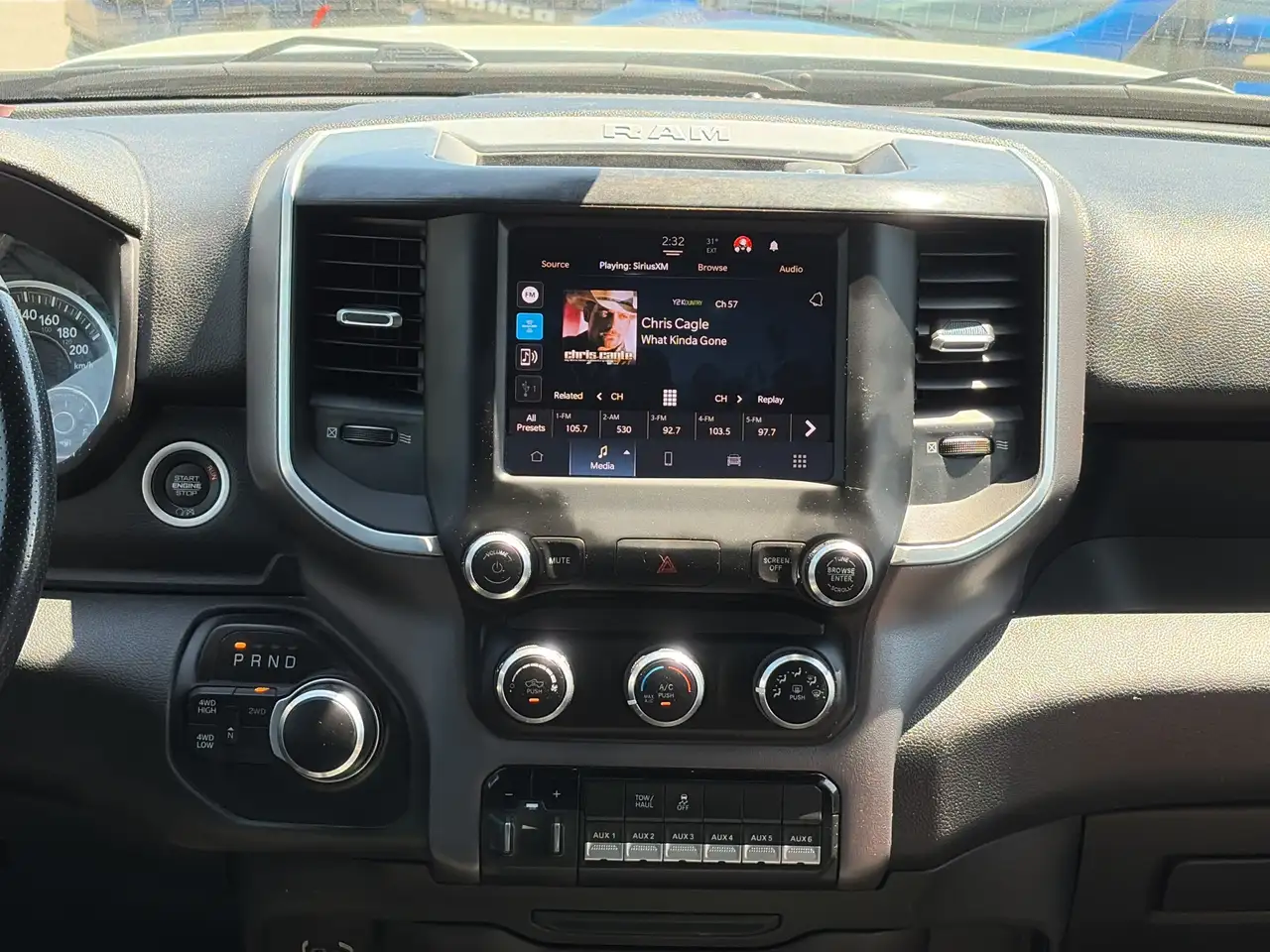 RAM 2500 снимка RAM 2500
