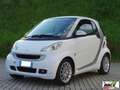 smart forTwo 800 40 kW coupÃ© passion cdi Weiß - thumbnail 10