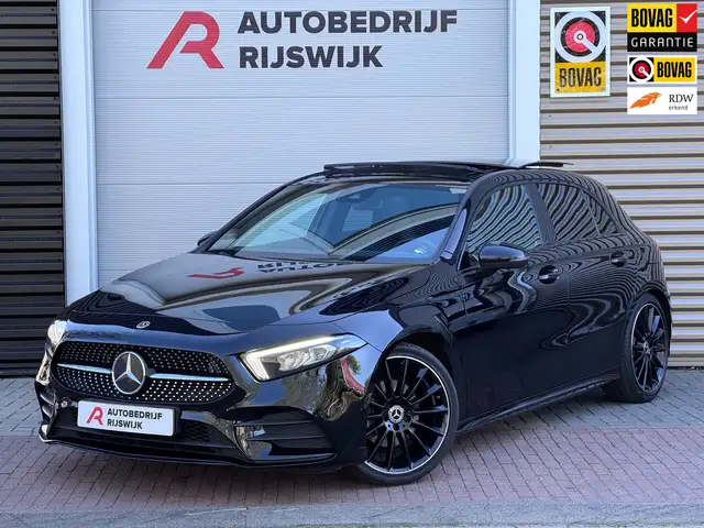 Mercedes-Benz A 200 Premium Plus Pano/Sfeer/Camera