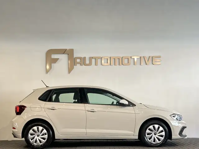 Volkswagen Polo view 9