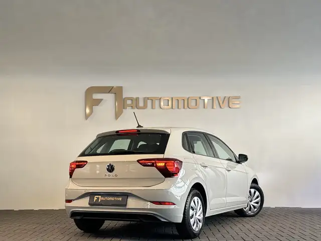 Volkswagen Polo view 5