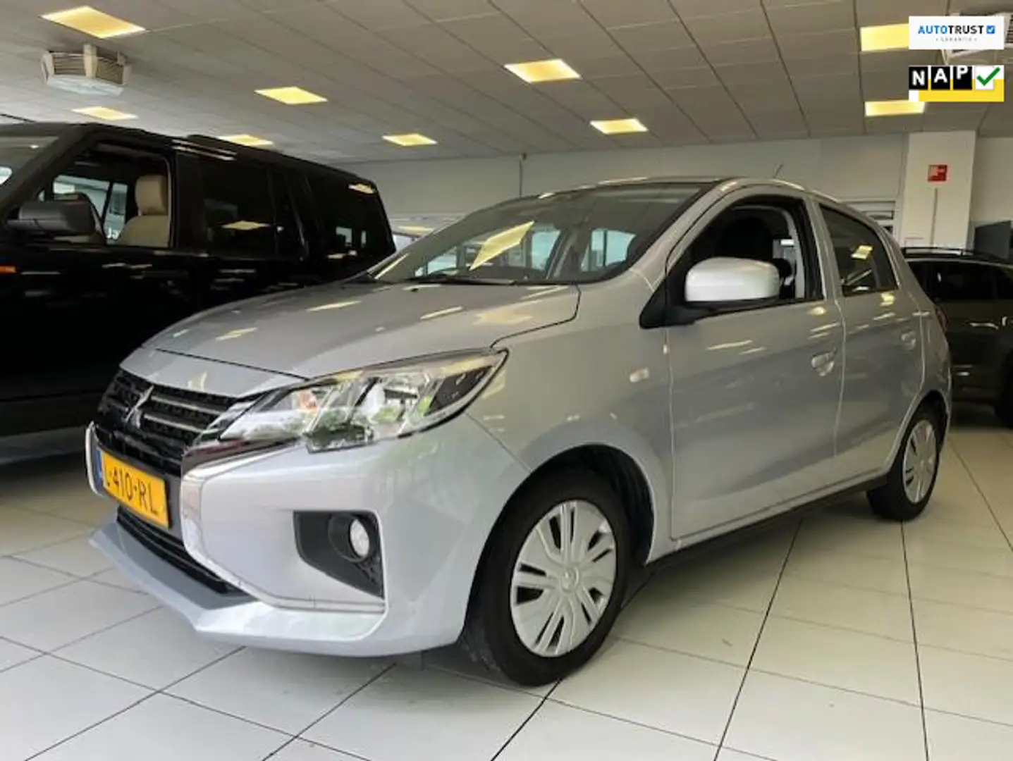 Mitsubishi Space Star 1.2 Cool+/NAP/Airco/Bluetooth/DAB radio Gris - 1