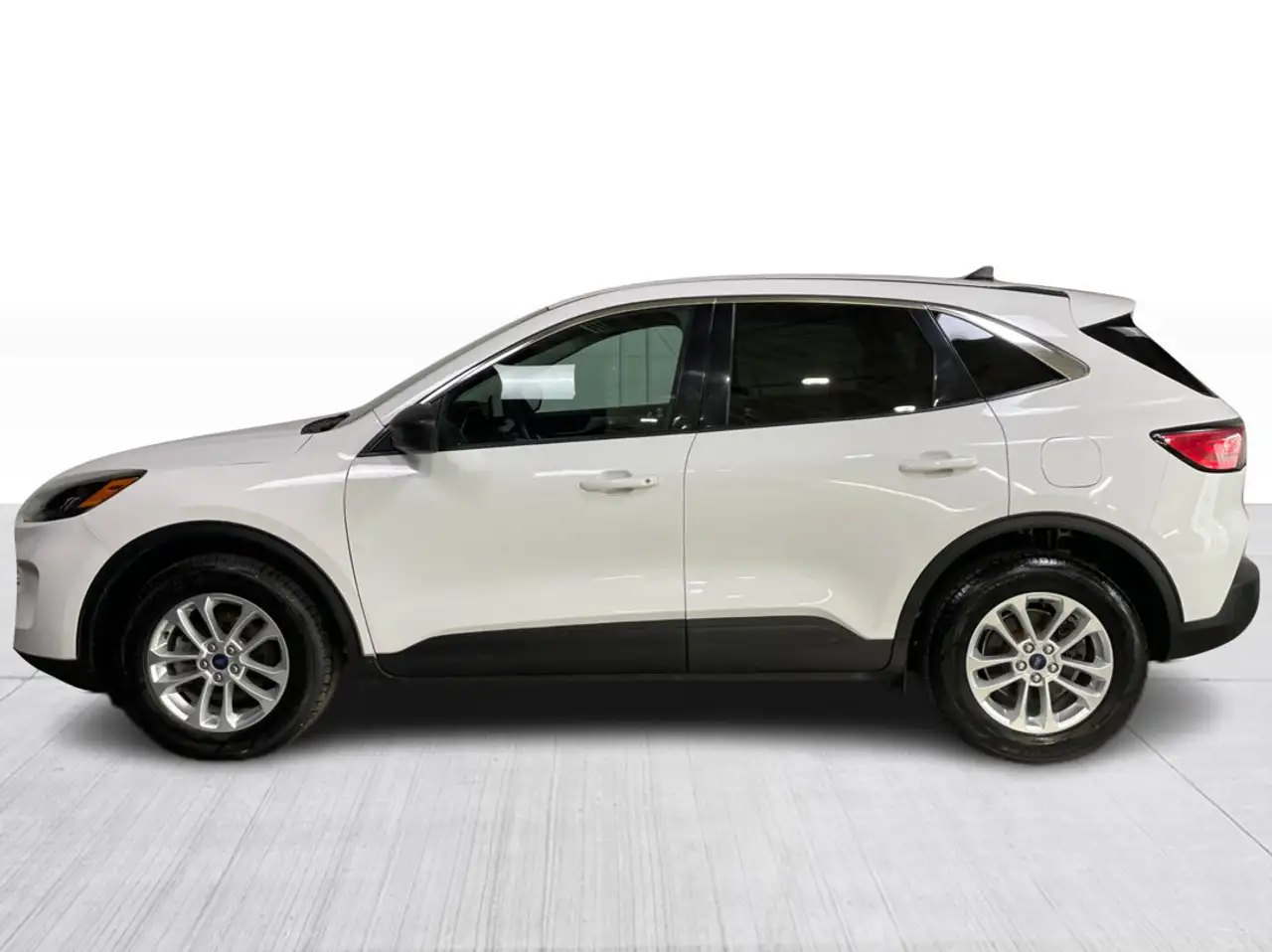 Ford Escape снимка Ford Escape