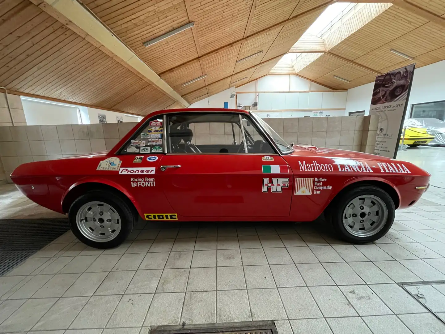 Lancia Fulvia 1600HF Red - 2