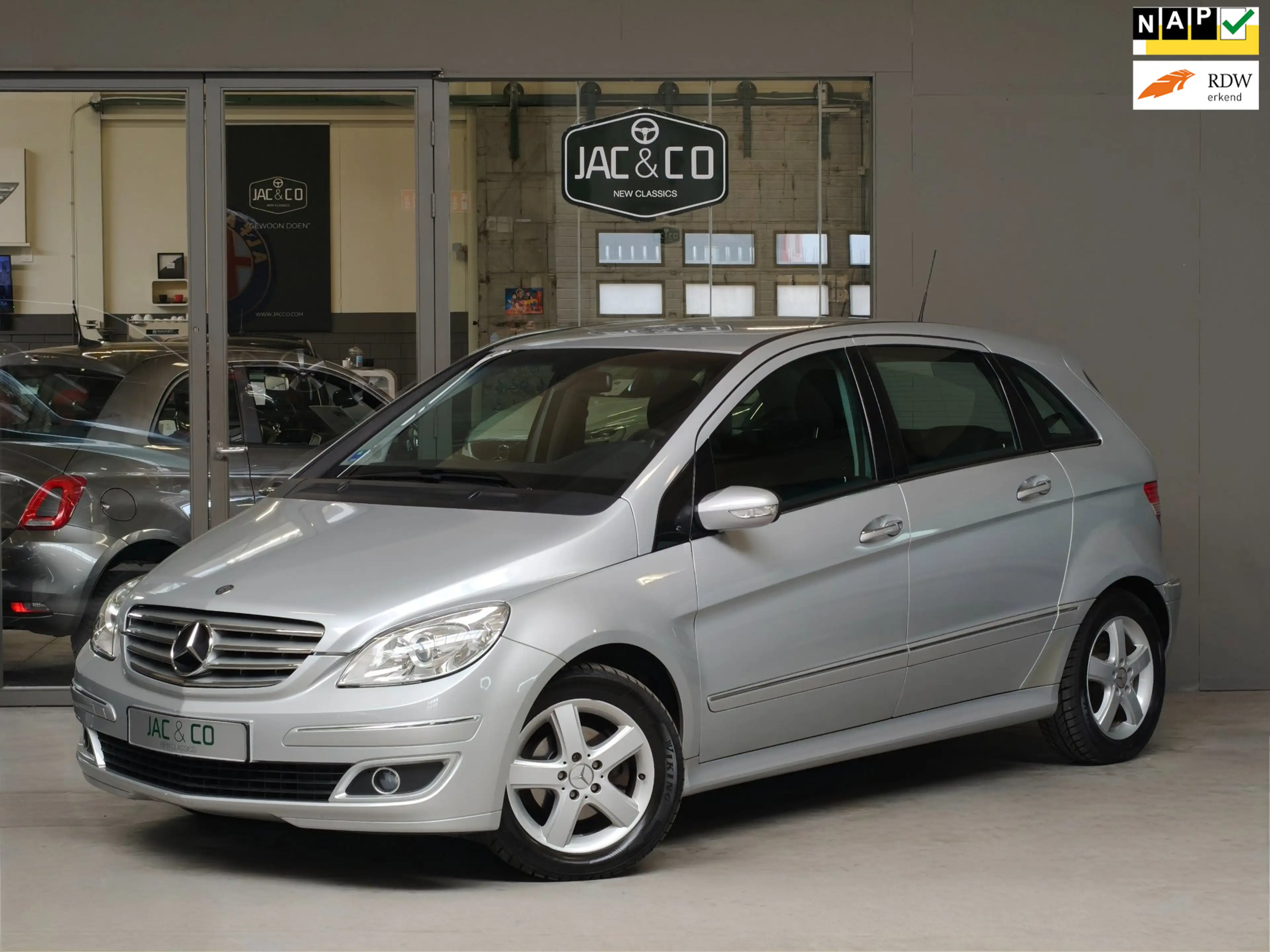 Mercedes-Benz B 170