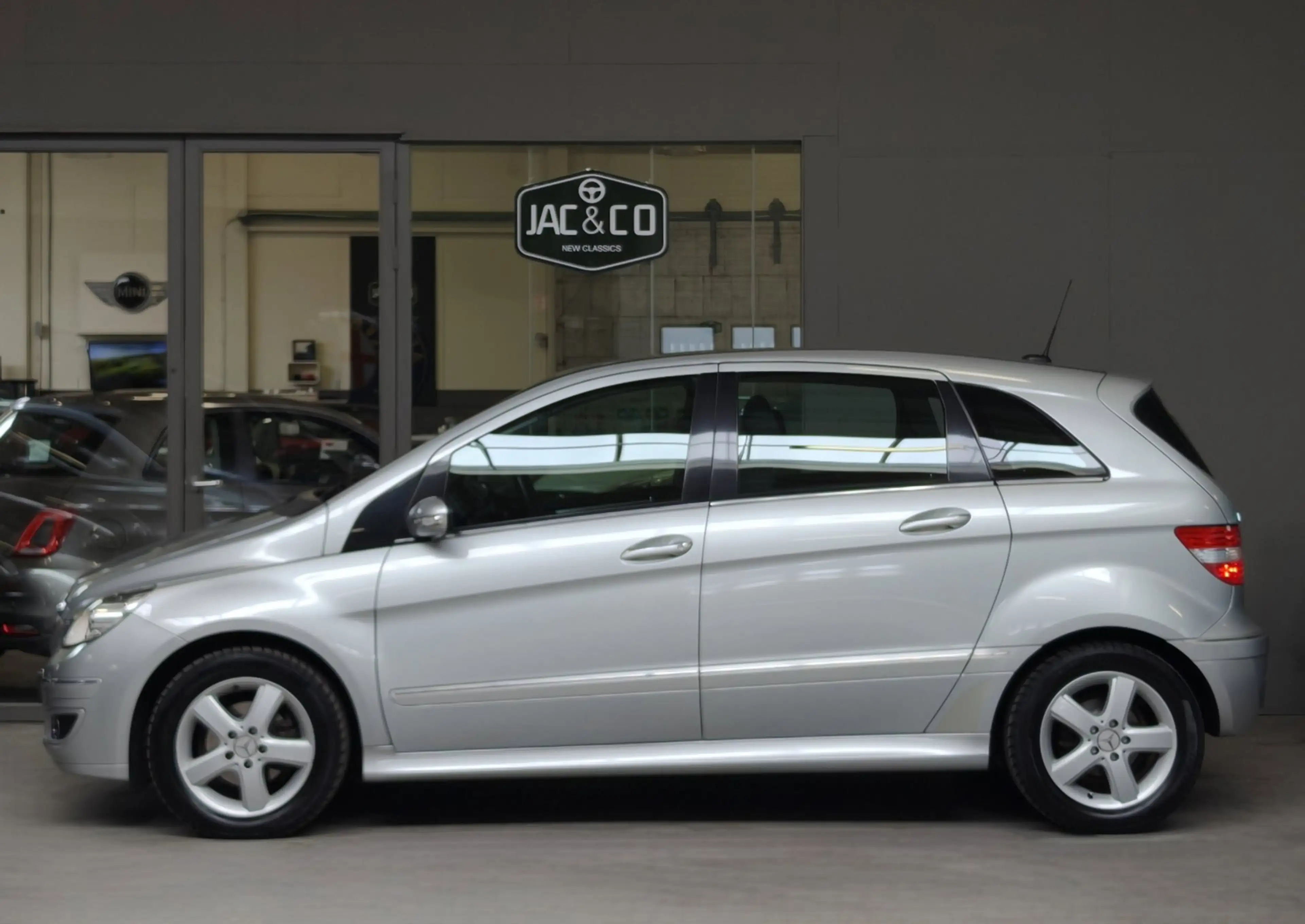 Mercedes-Benz B 170 — photo 4