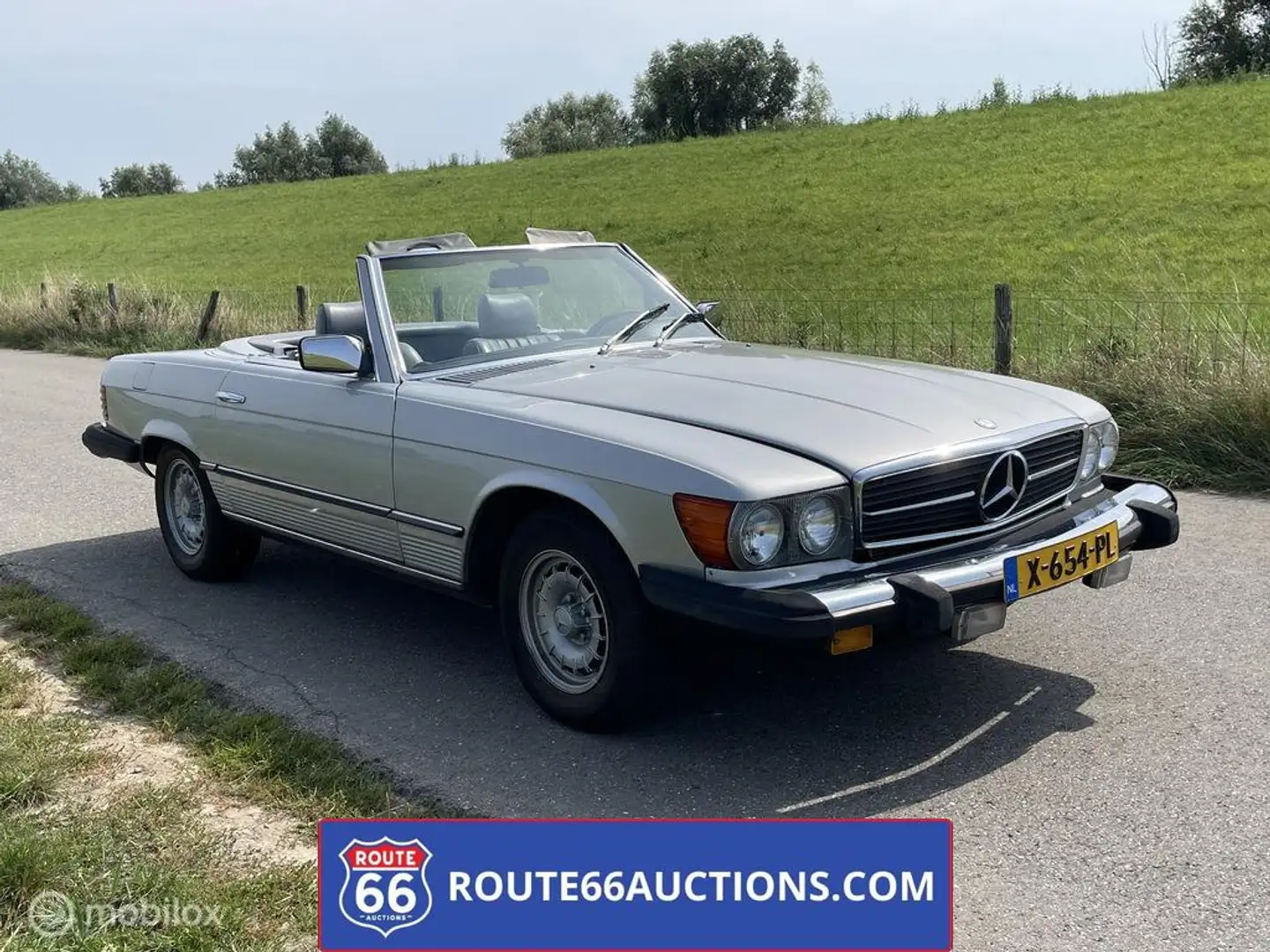 Mercedes-Benz SL 380 Zwart - 1