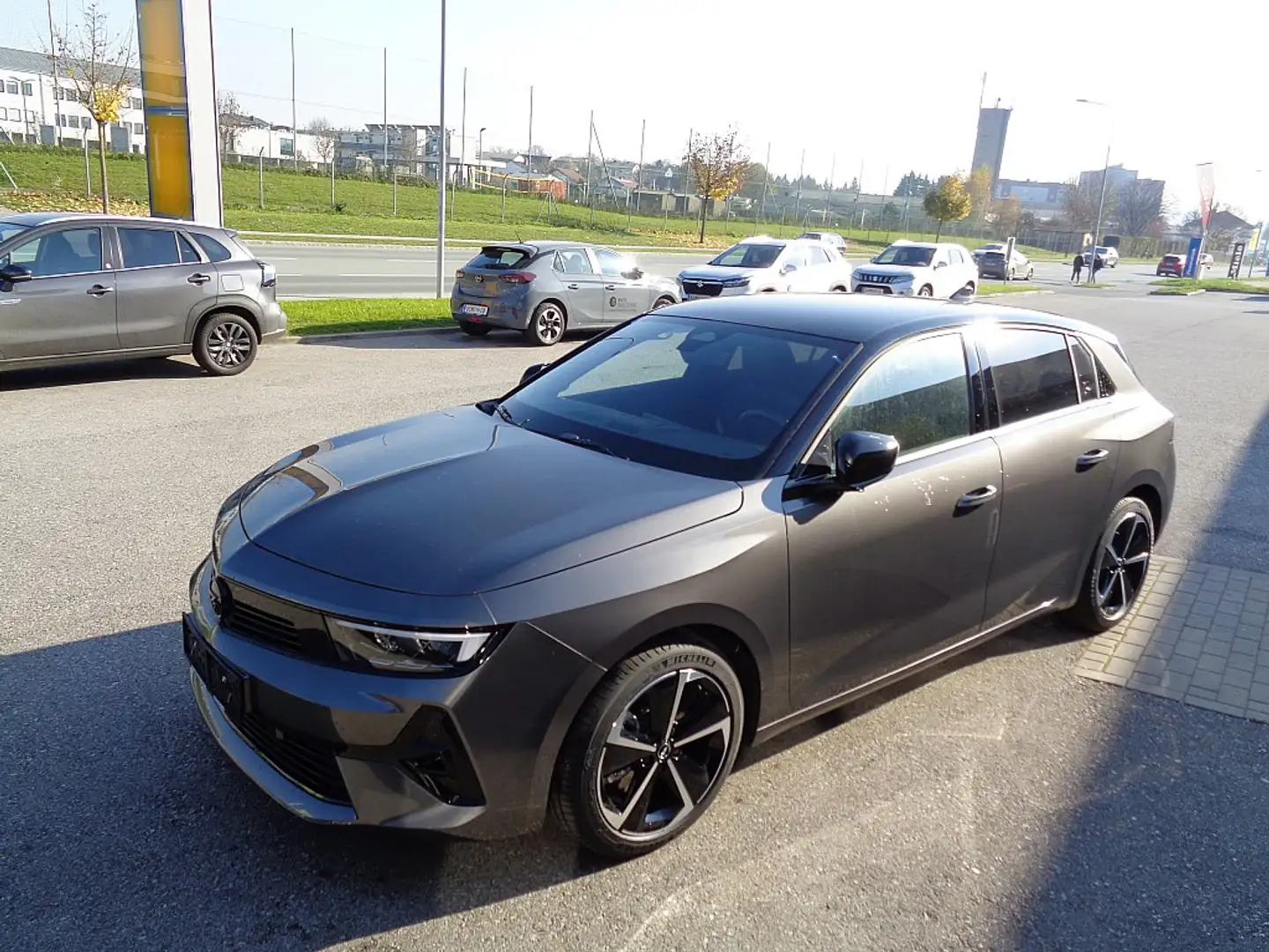 Opel Astra 1,2 Turbo Edition *AKTIONSPREIS* + 2,99% Leasing Šedá - 2