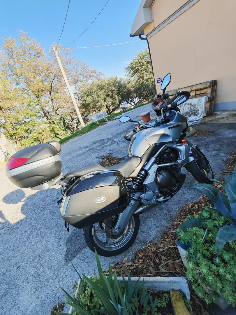 Kawasaki Versys 650 Argento - 1