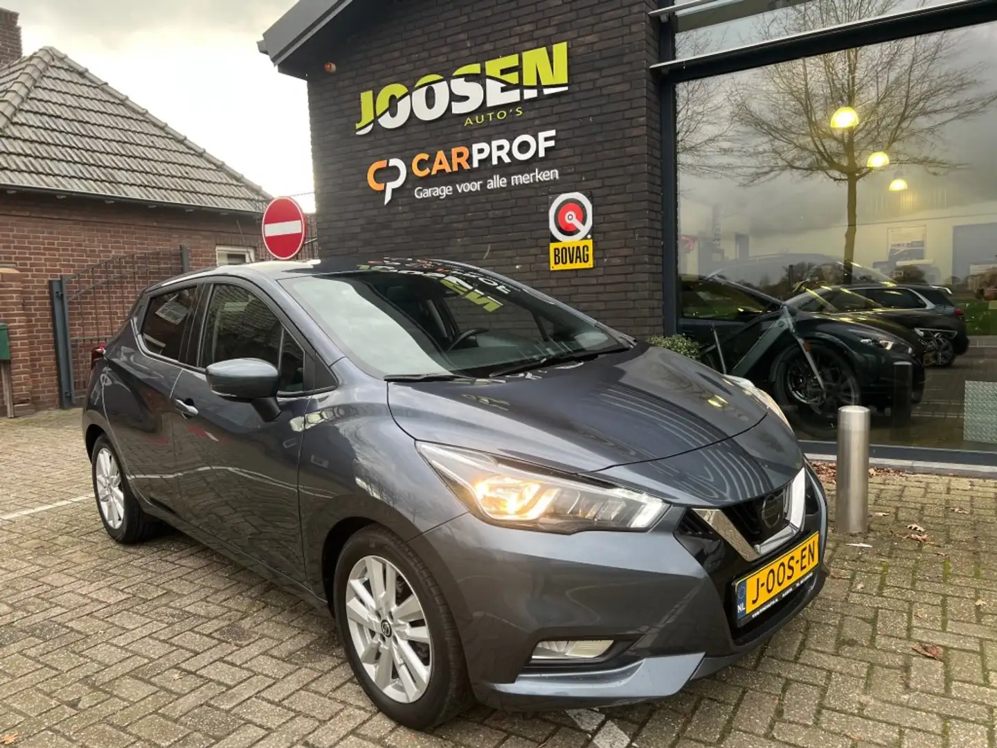 Nissan Micra 1.0 IG-T N-CONNECTA Gris - 1