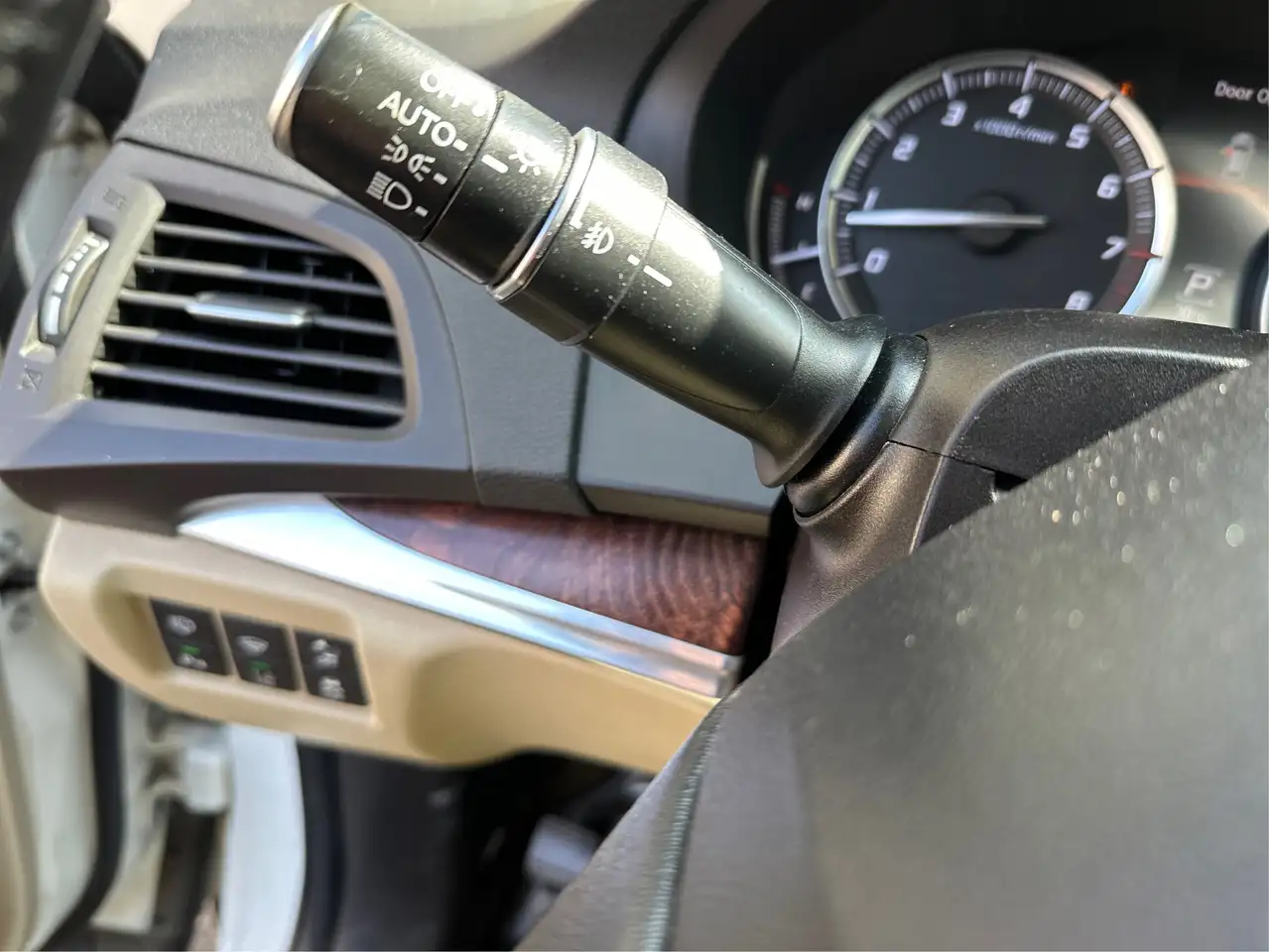 Acura MDX снимка Acura MDX