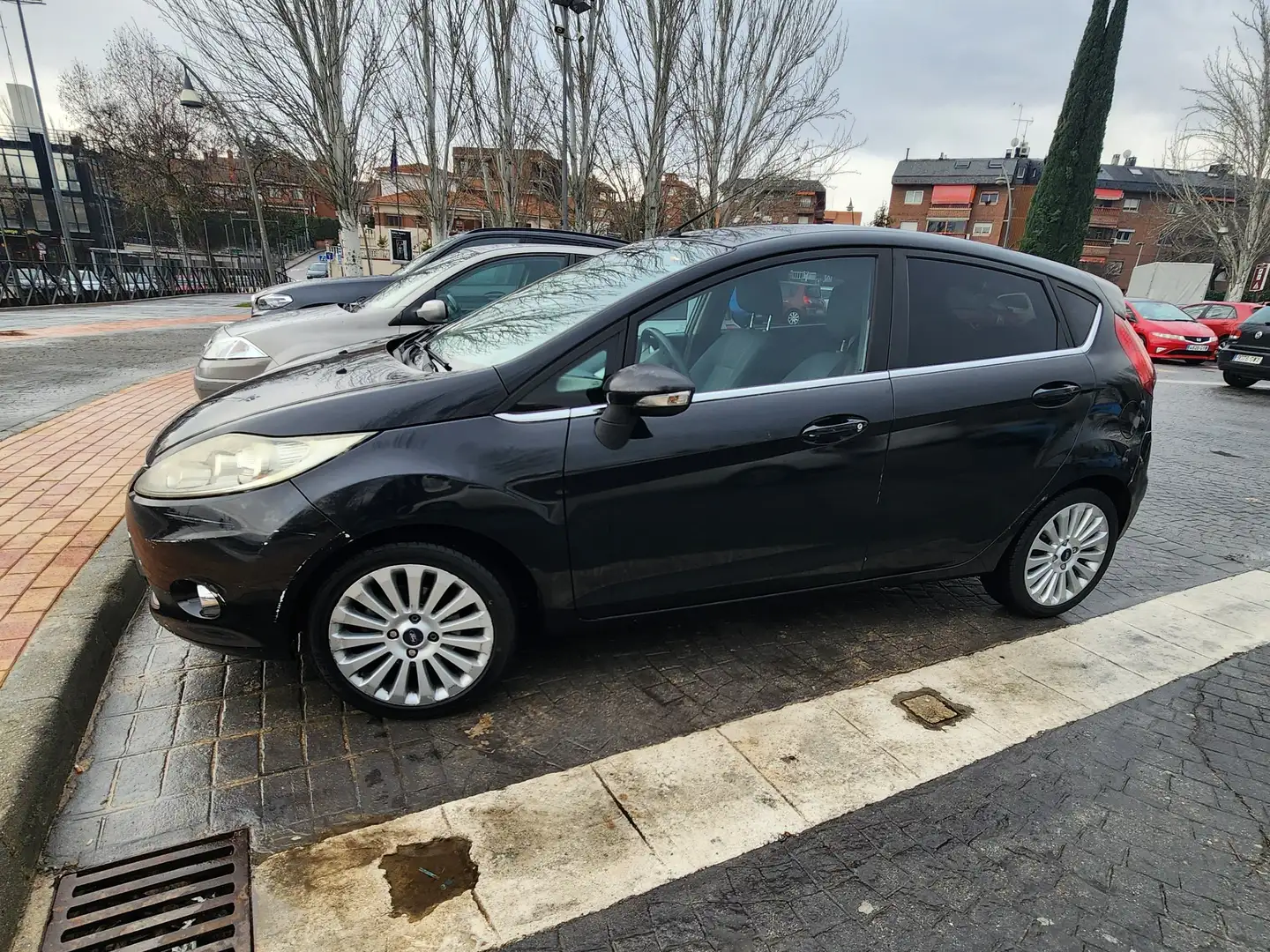 Ford Fiesta 1.6TDCi Titanium Negro - 2