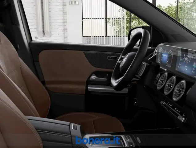 Mercedes-Benz Gla view 7