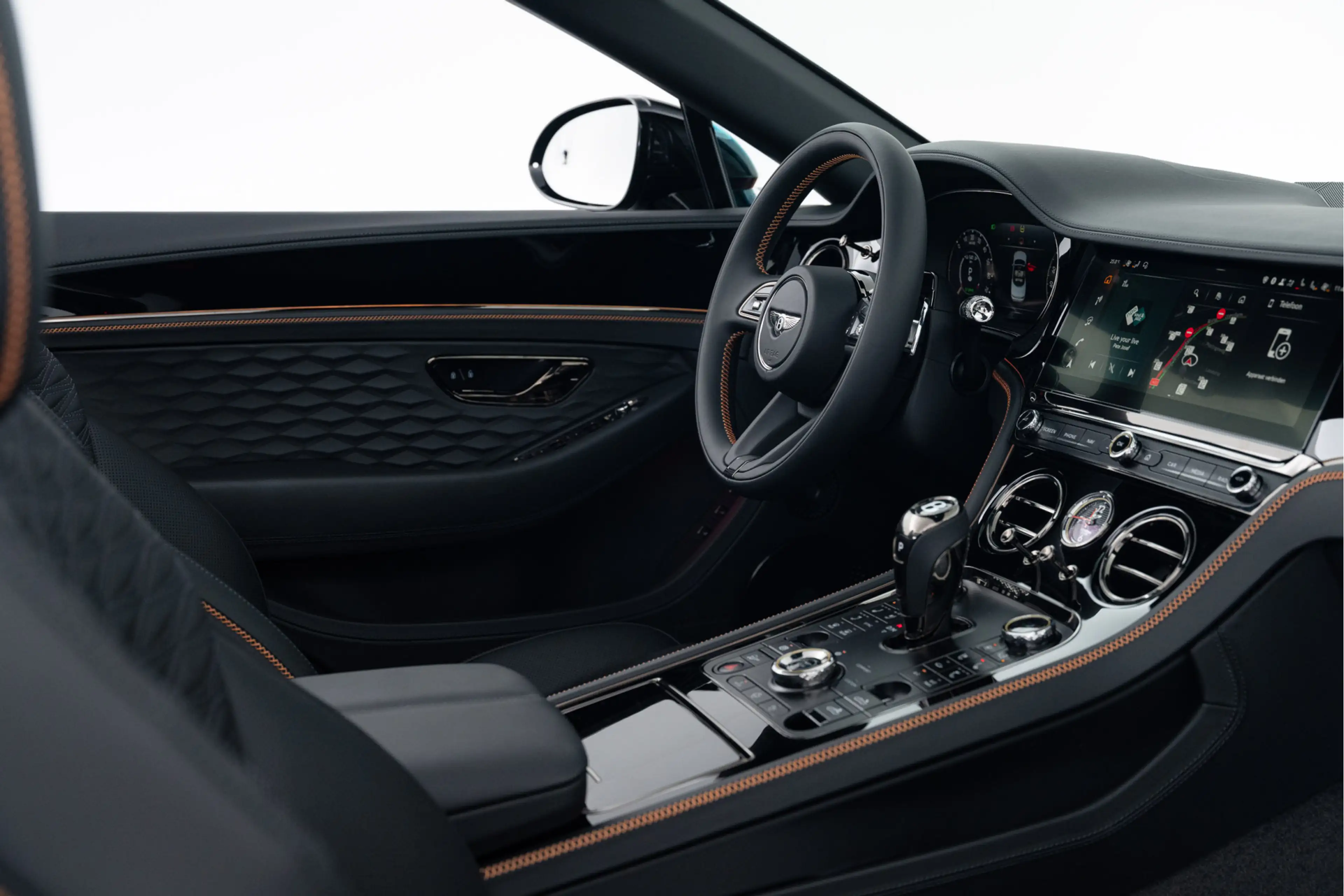 Bentley Continental GTC S V8 Hybrid MY2026 — photo 8