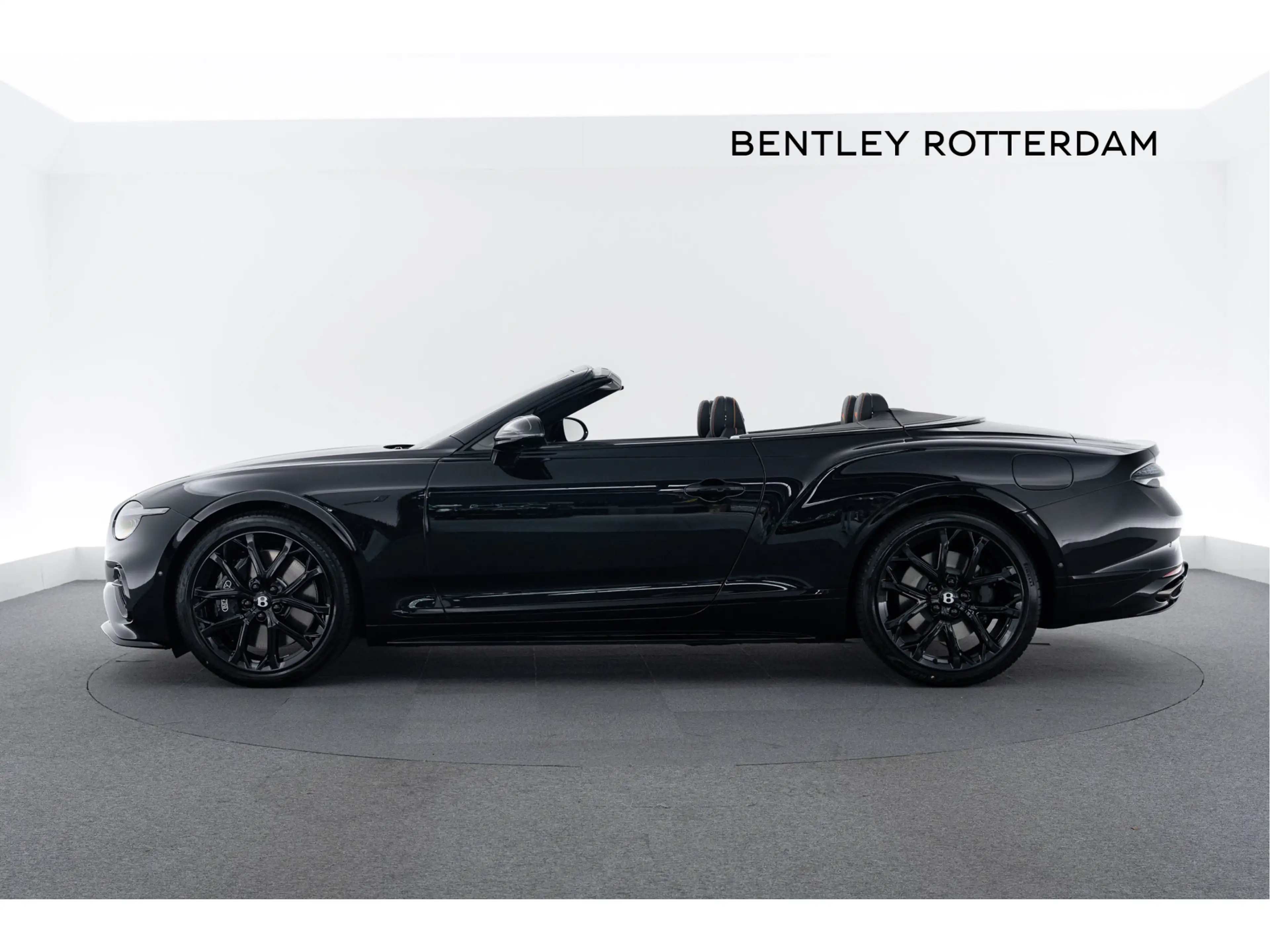 Bentley Continental GTC S V8 Hybrid MY2026 — photo 3
