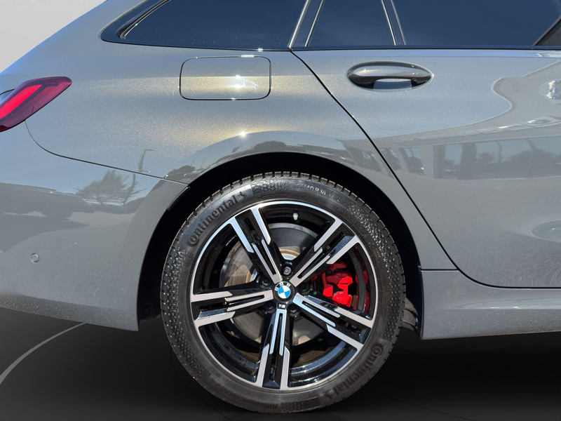 BMW 340 M340d xDrive Touring Panorama DrivingAssistantProf — photo 12