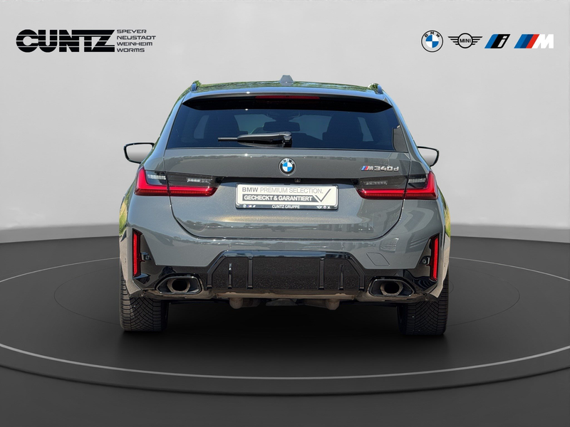 BMW 340 M340d xDrive Touring Panorama DrivingAssistantProf — photo 6