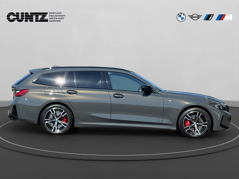 BMW 340 M340d xDrive Touring Panorama DrivingAssistantProf — photo 4