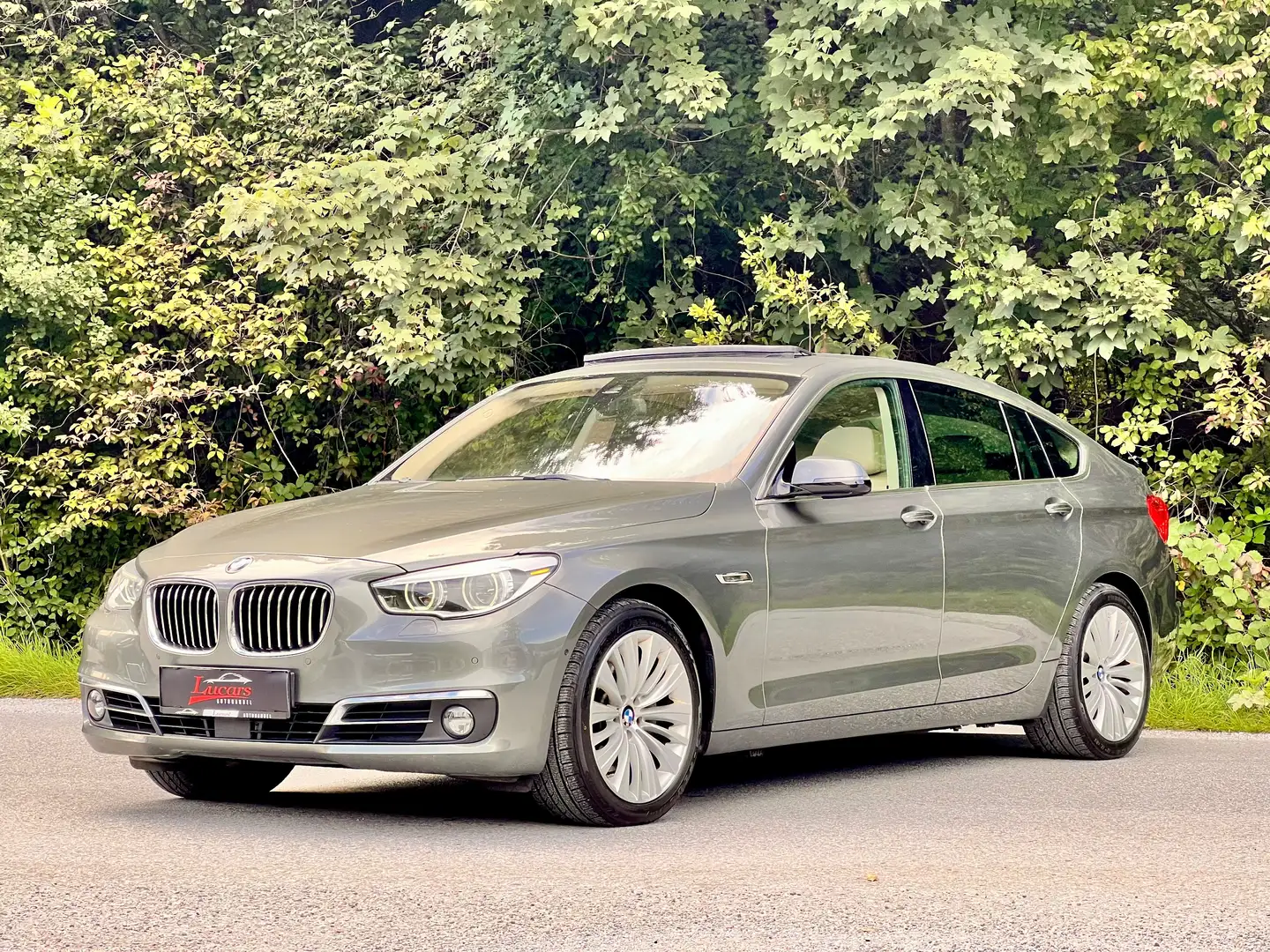 BMW 535 GT d xDrive Luxury Aut. ACC*HUP*PANO*LED*360°*NAVI*LEDER*AMBIENTE*MEMORY*SOFT CLOSE* Grau - 1