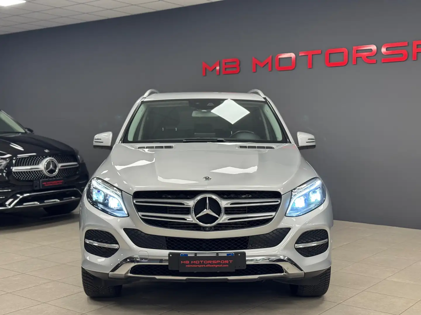 Mercedes-Benz GLE 250 GLE - W166 d Premium 4matic auto Grigio - 2