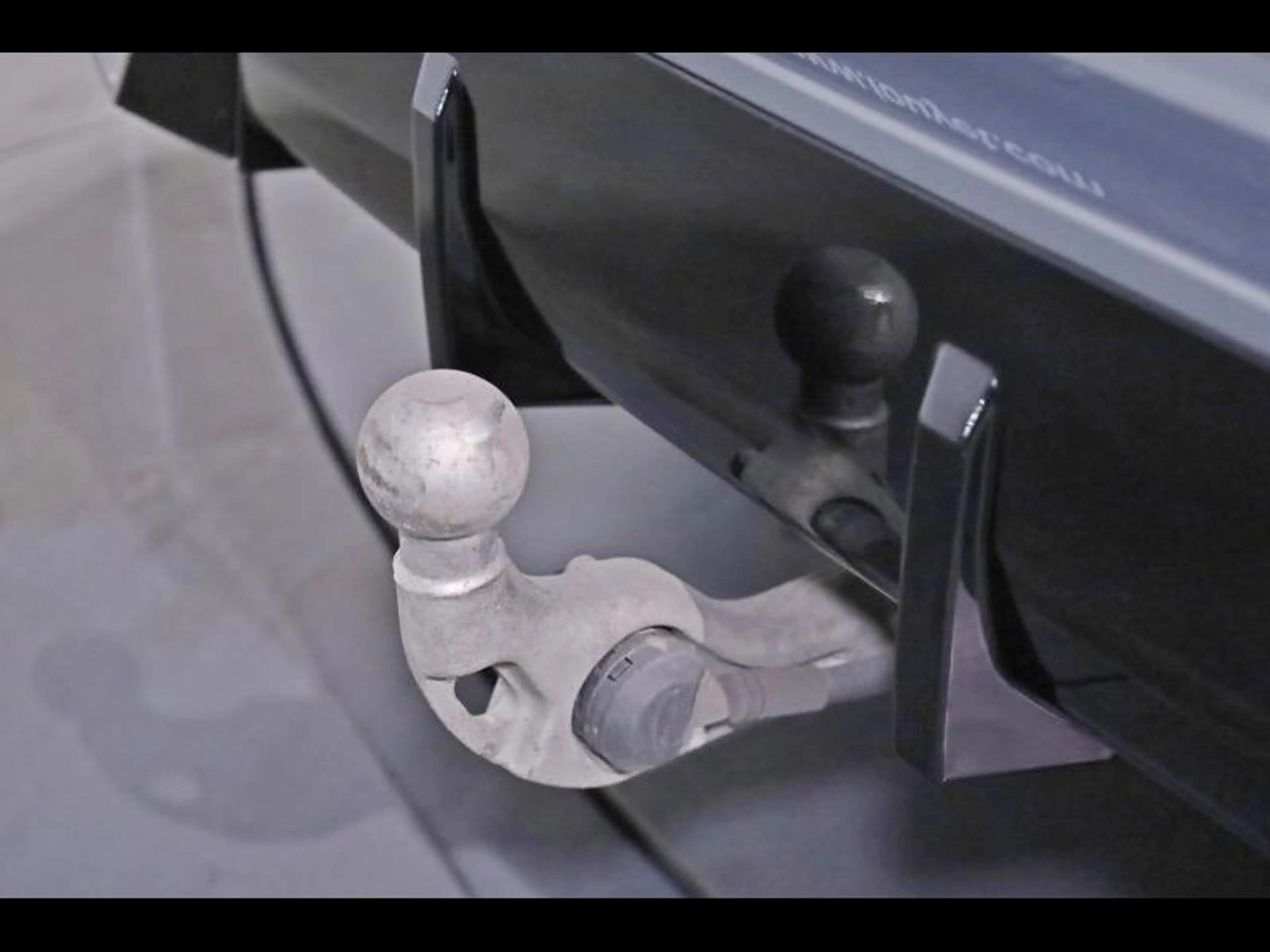 BMW iX2 xDrive30 Kit M Sport — photo 13