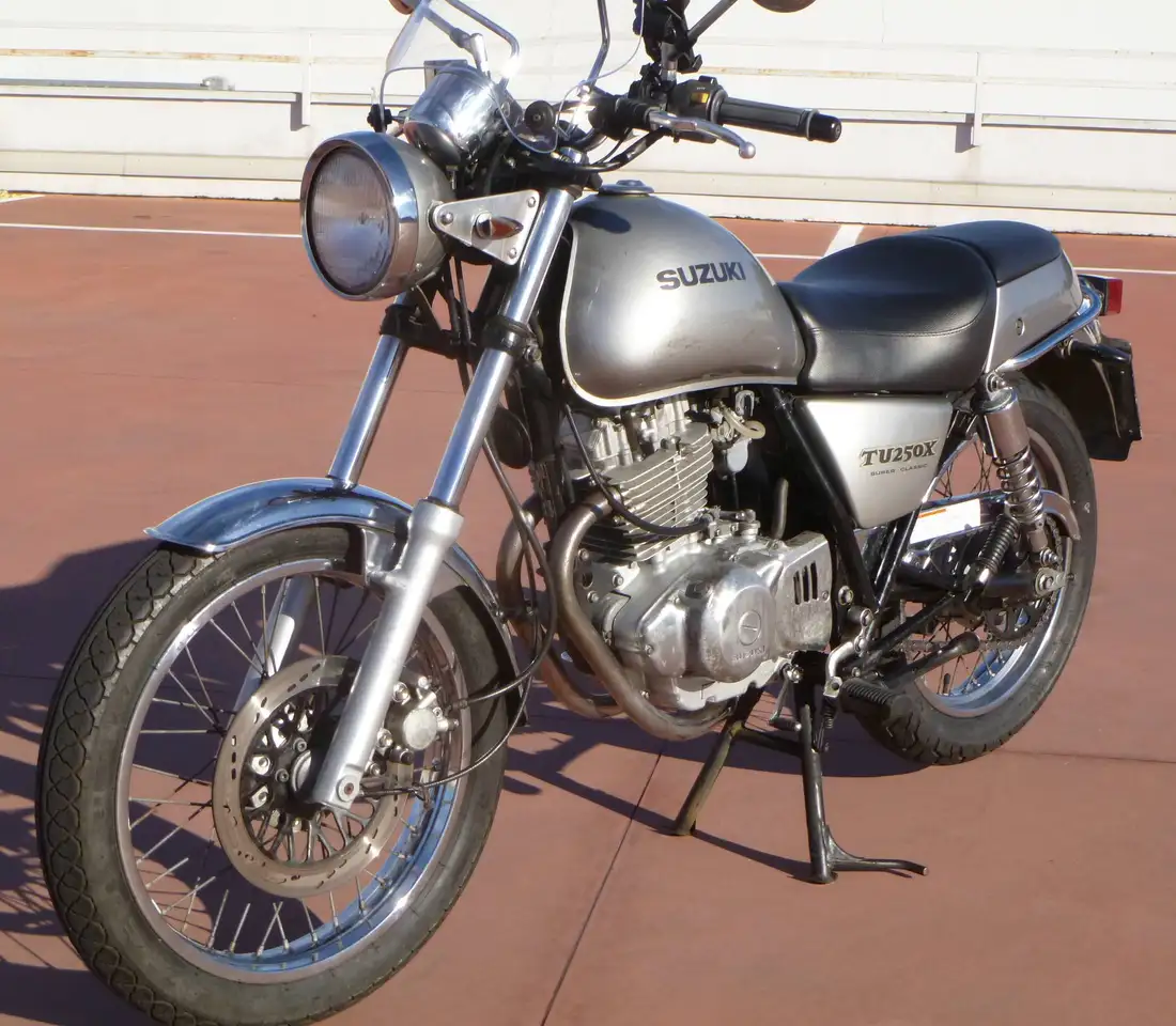 Suzuki TU 250