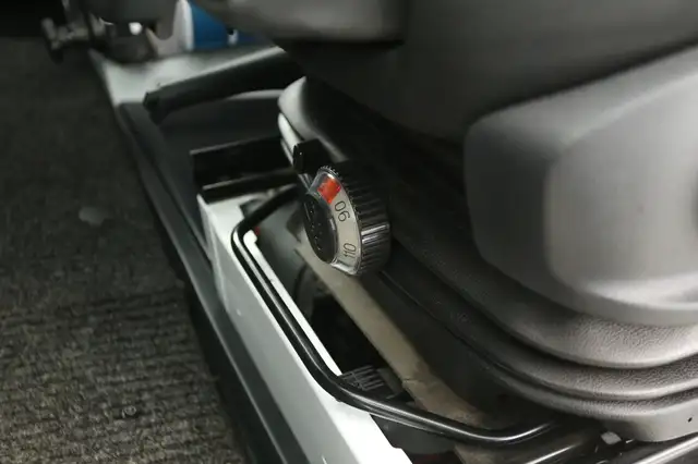 Mercedes-Benz Sprinter view 21