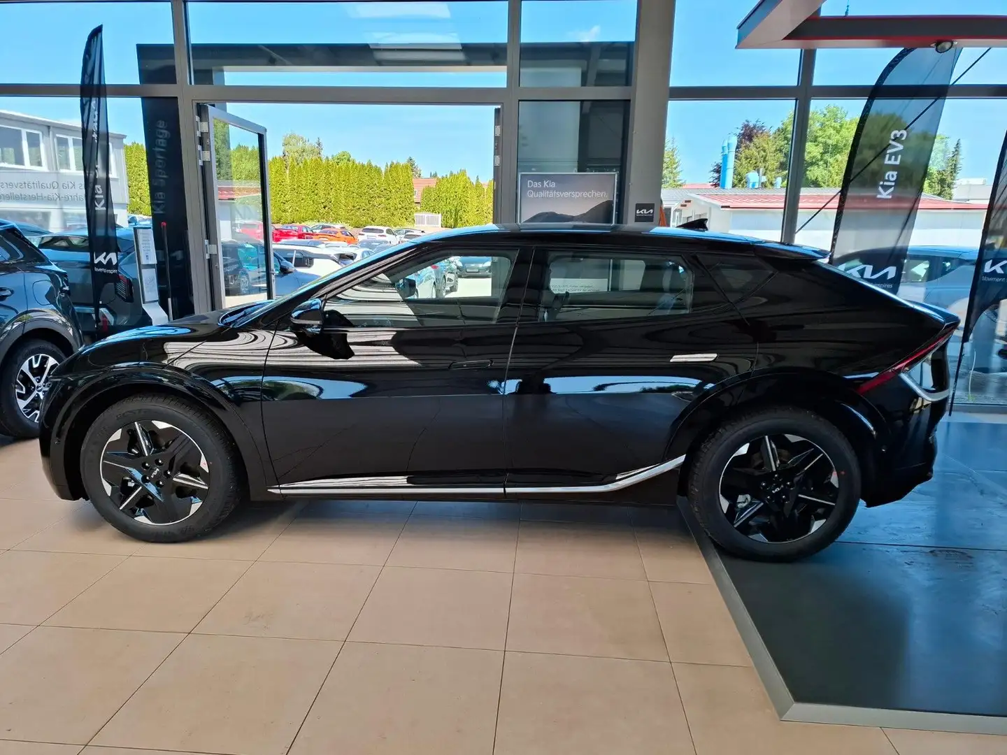 Kia EV6 Earth 2WD +Sound+WP+Comfort+Assist+ Zwart - 2