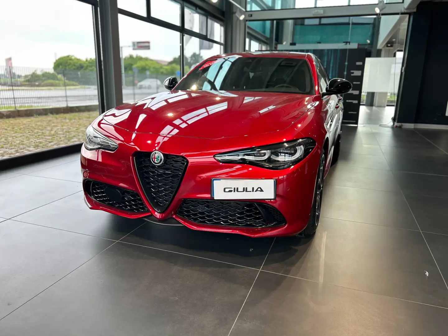 Alfa Romeo Giulia Giulia 2023 2.2 t Veloce Q4 210cv auto Rosso - 1