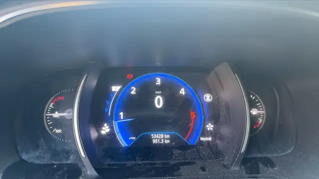 Renault Megane view 12