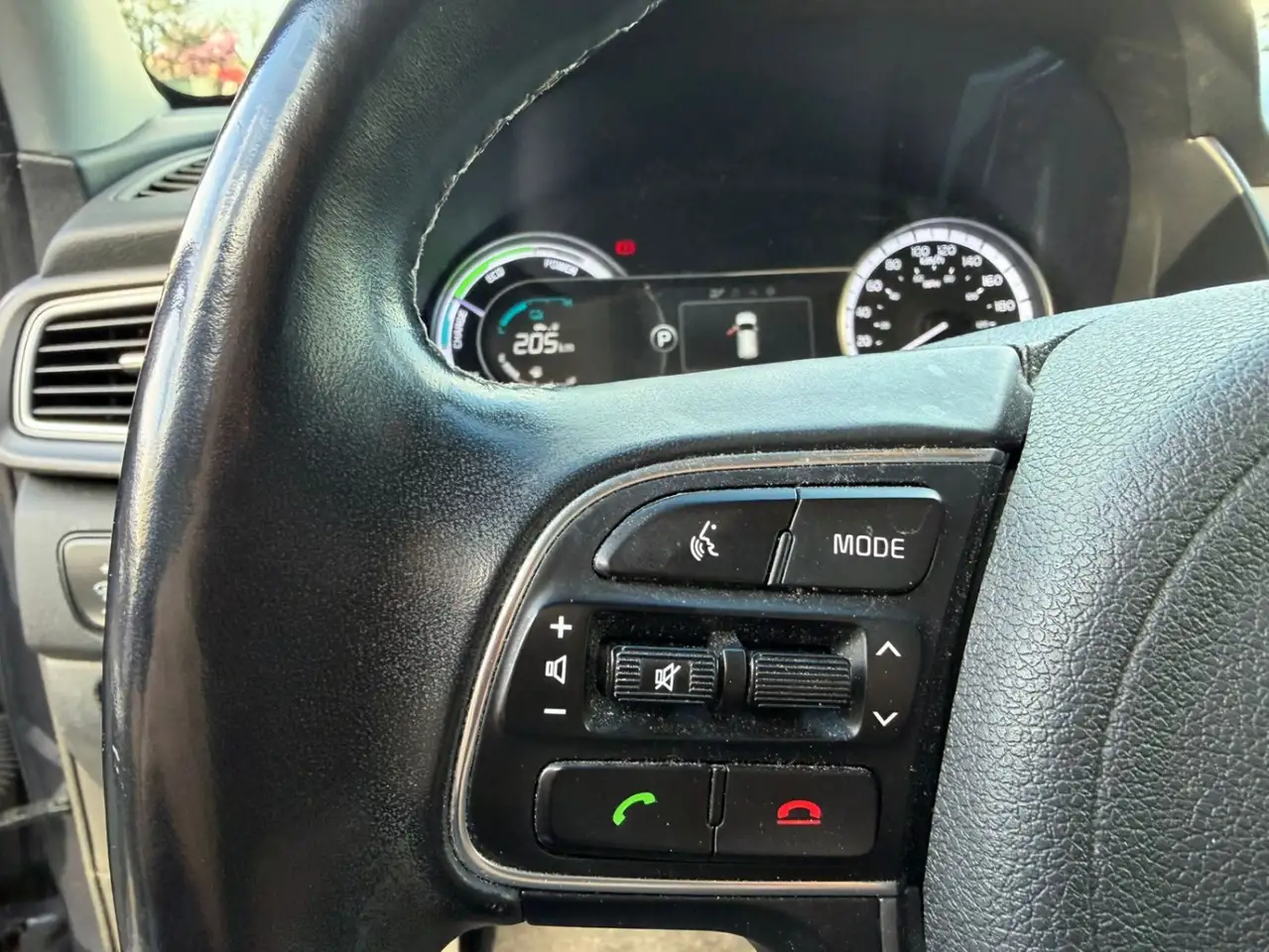Kia Niro снимка Kia Niro