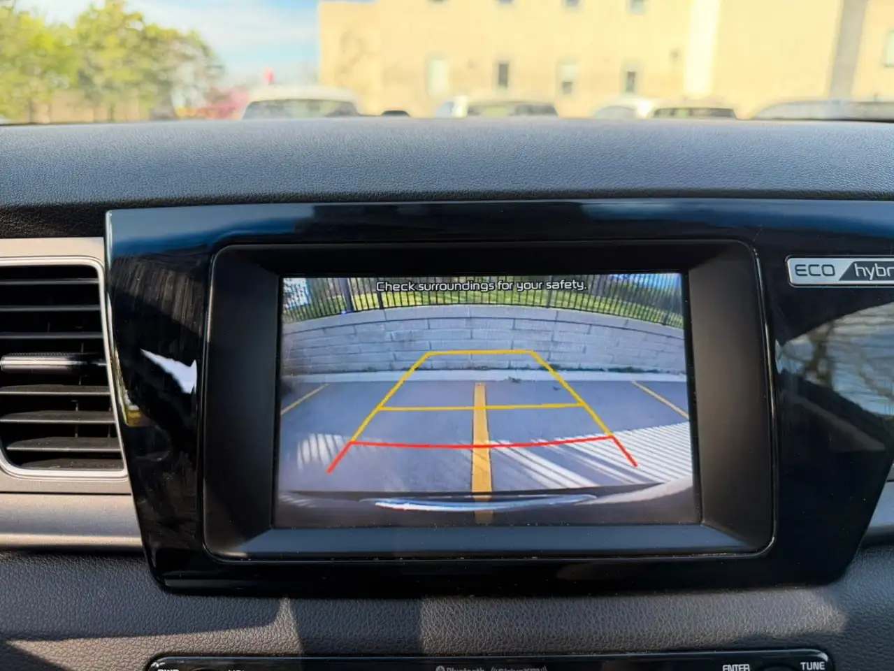 Kia Niro снимка Kia Niro