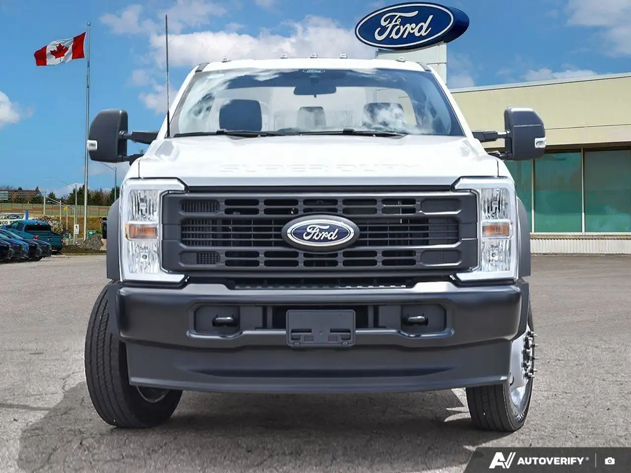 Ford F-550 Super Duty снимка Ford F-550 Super Duty
