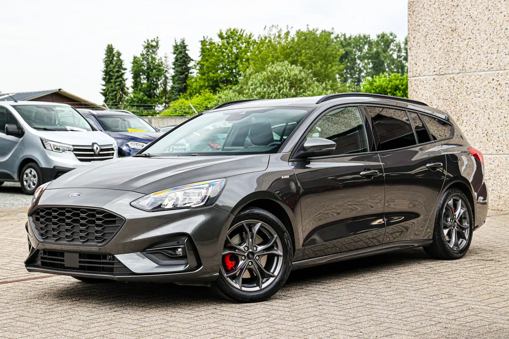 Ford Focus ST-LINE*CAMERA*NAVIGATIE*ELECT-KOFFER*APPLE-CARPLA Gris - 1