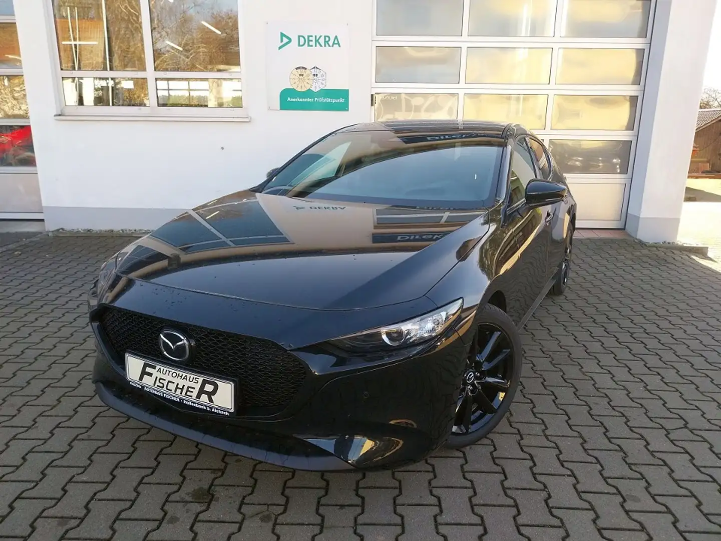 Mazda 3 SKYACTIV 140 AT Homura NAVI/HUD/KAMERA Schwarz - 1