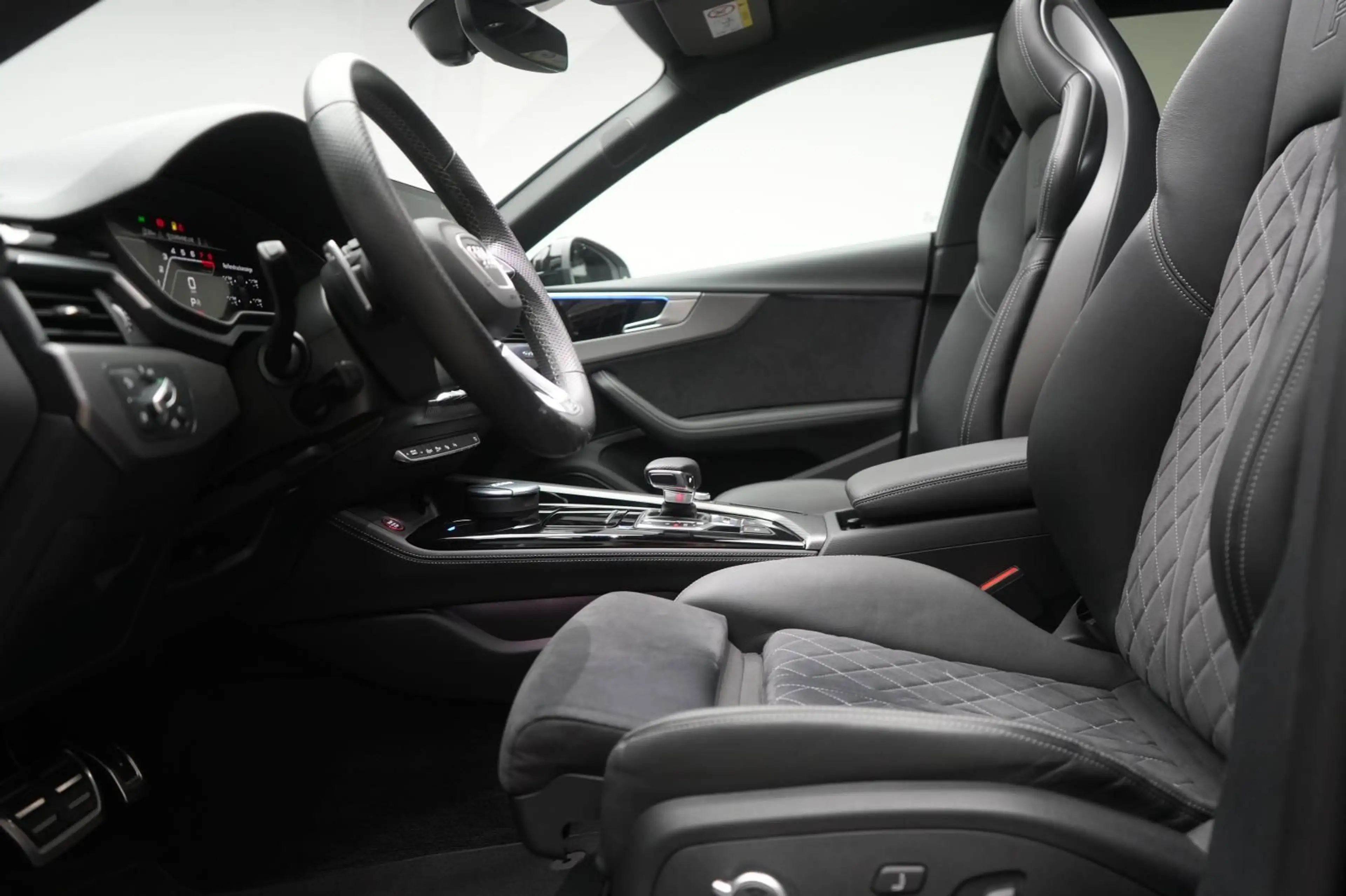 Audi RS5 TFSI quattro 360Kamera/Matrix/B&O/Pano/Lane/ — photo 10