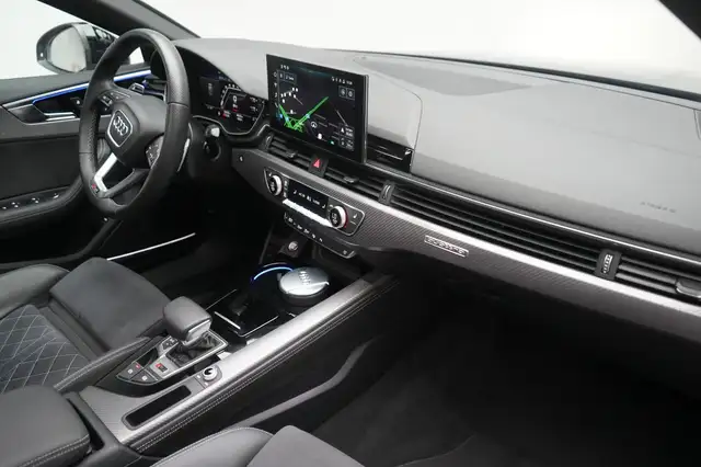 Audi RS5 view 8