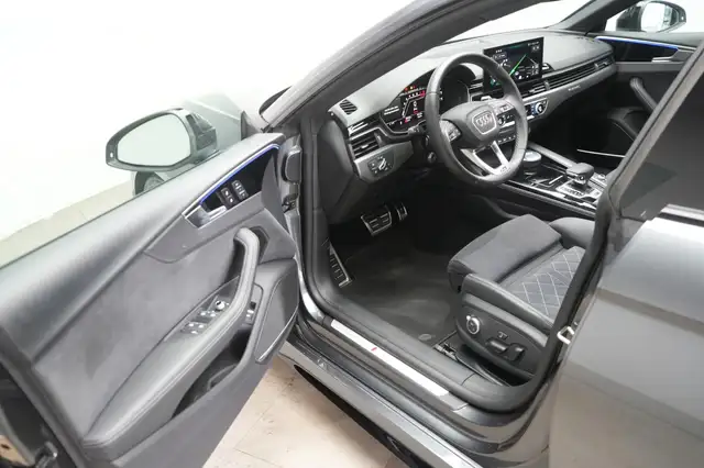 Audi RS5 view 13