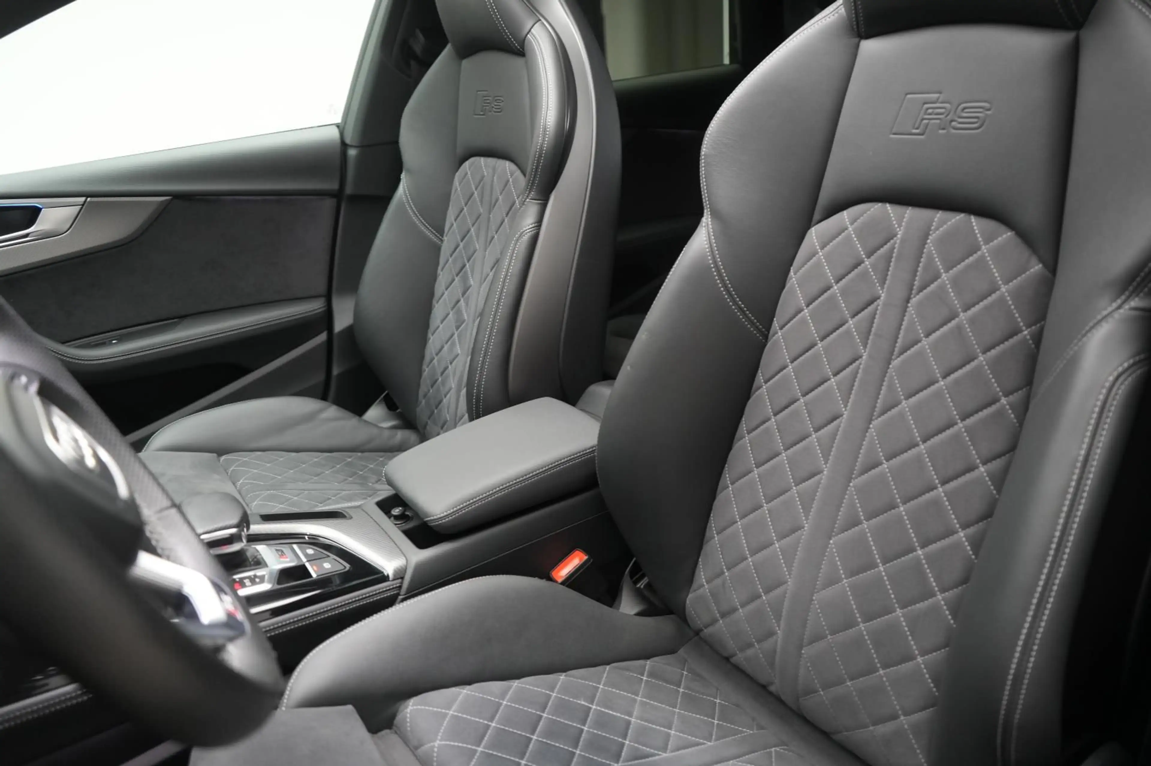 Audi RS5 TFSI quattro 360Kamera/Matrix/B&O/Pano/Lane/ — photo 12