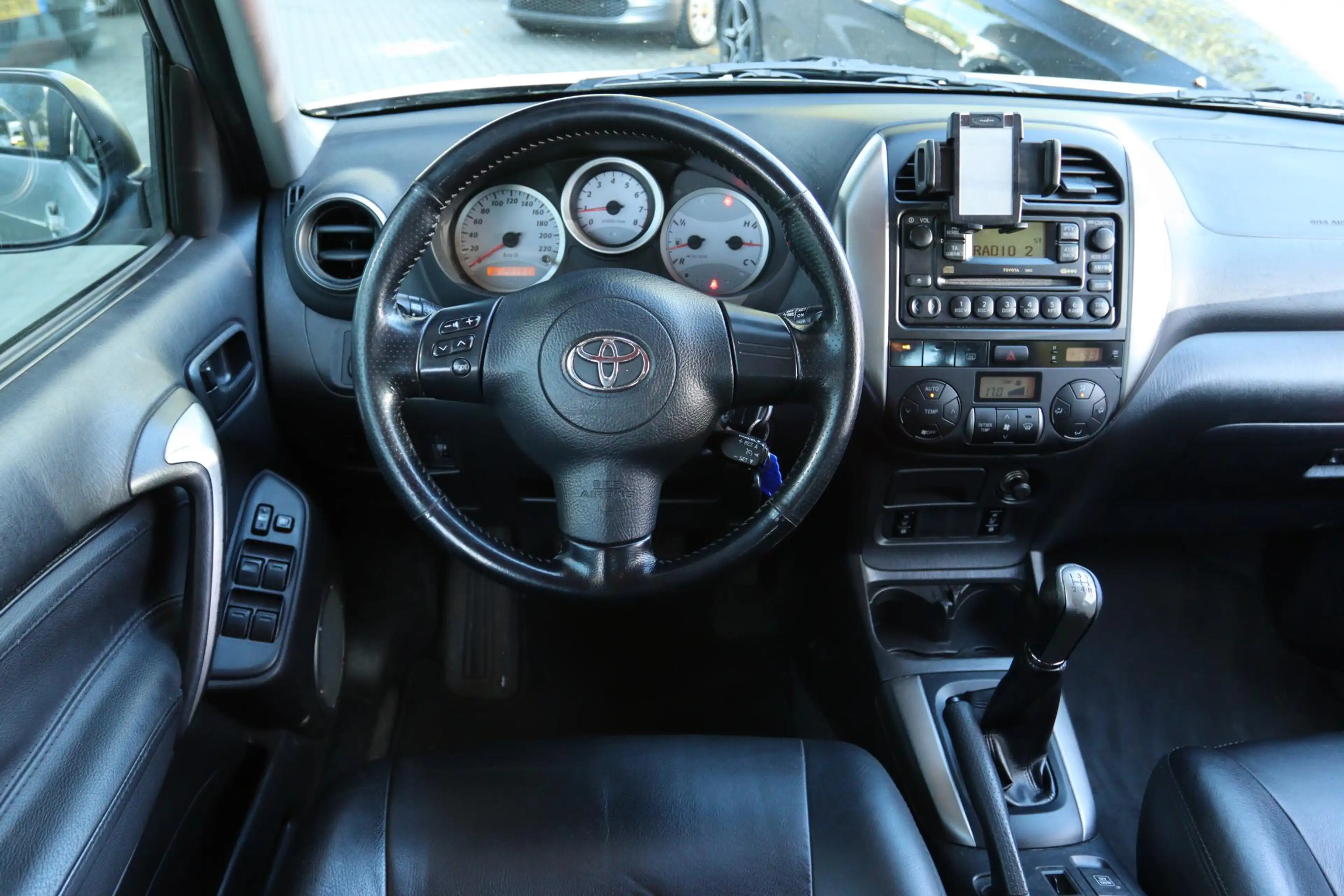 Toyota RAV 4 2.0-16V VVT-I SPECIAL EDITION | LEDER | TREKHAAK A — photo 13