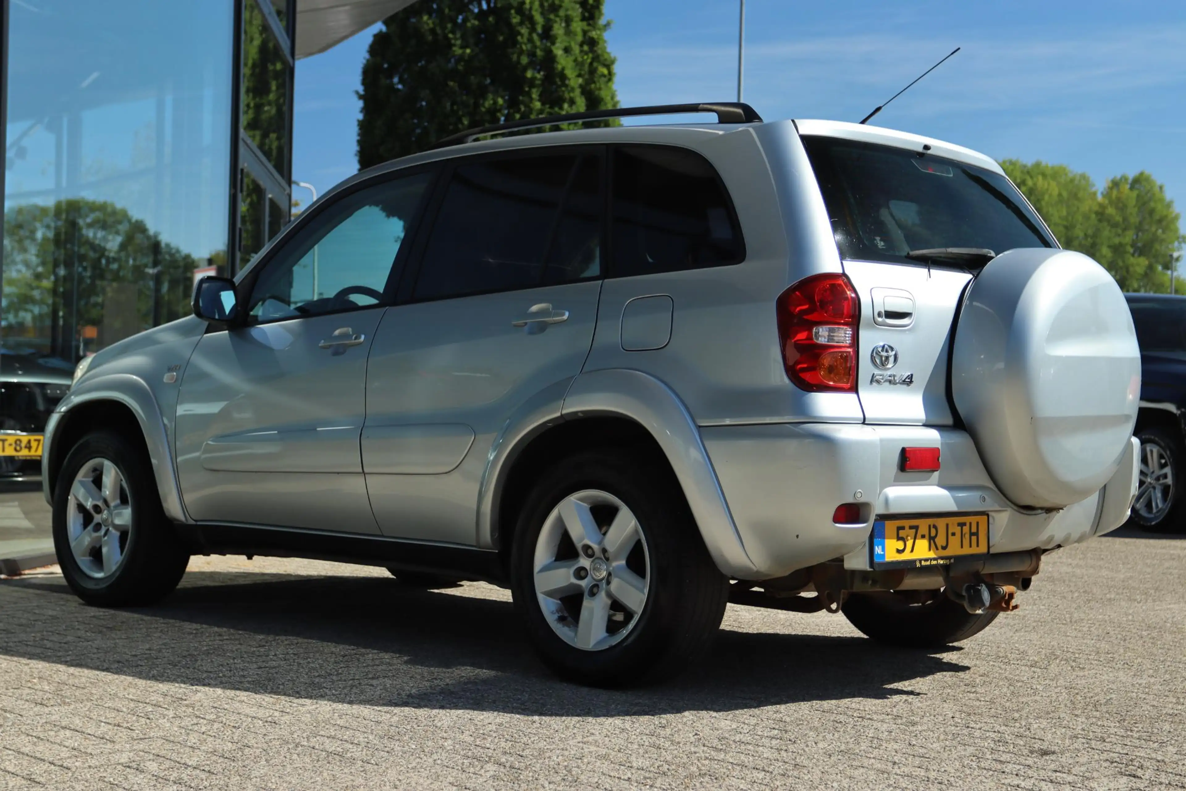 Toyota RAV 4 2.0-16V VVT-I SPECIAL EDITION | LEDER | TREKHAAK A — photo 9