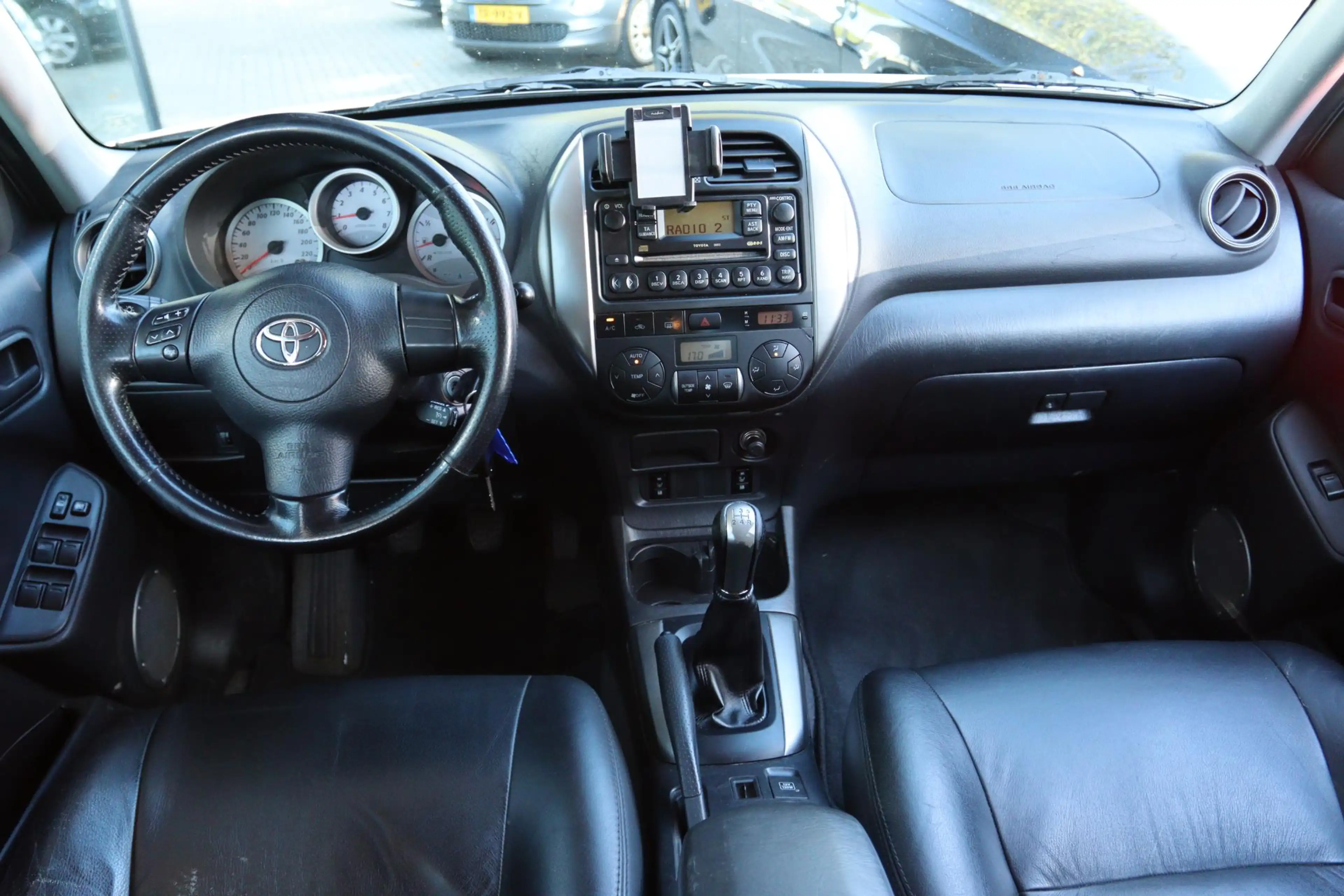 Toyota RAV 4 2.0-16V VVT-I SPECIAL EDITION | LEDER | TREKHAAK A — photo 11