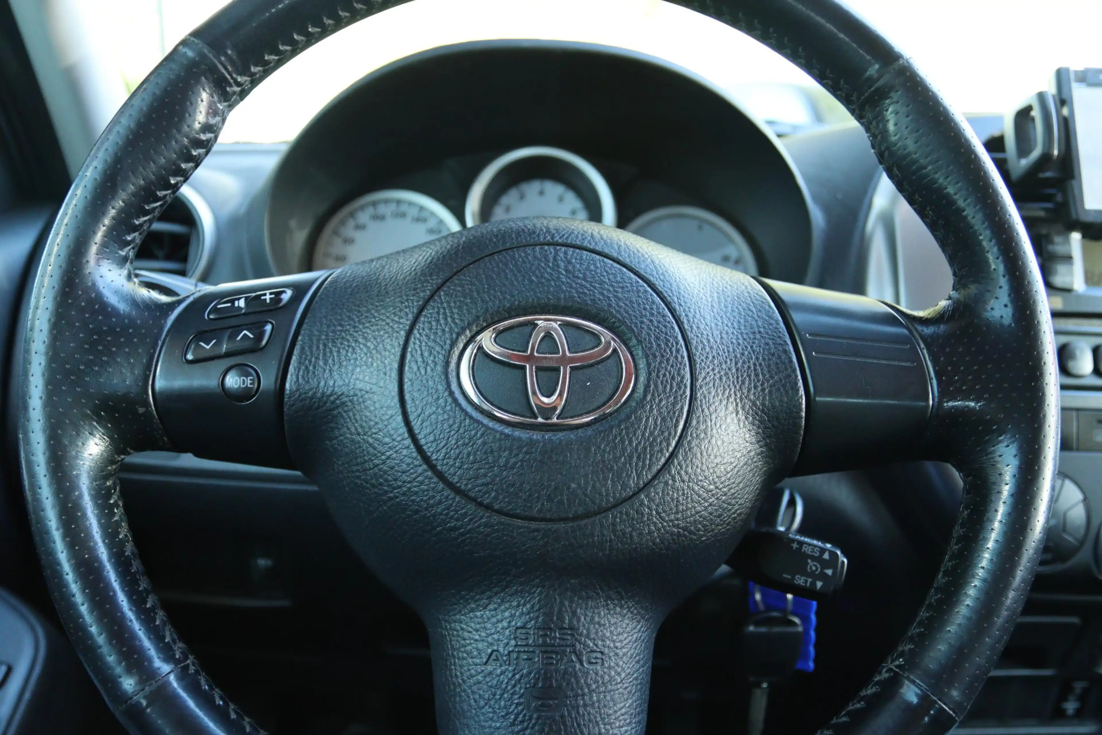 Toyota RAV 4 2.0-16V VVT-I SPECIAL EDITION | LEDER | TREKHAAK A — photo 14