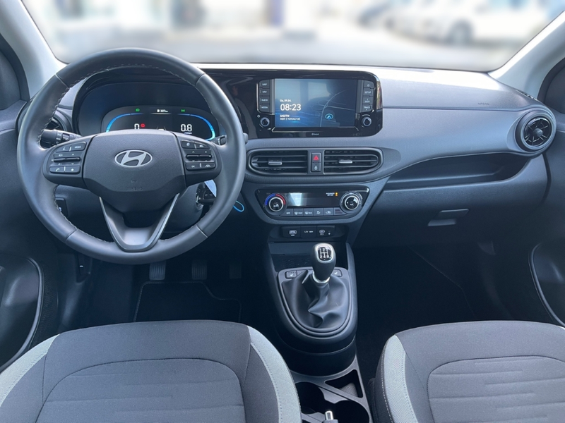 Hyundai i10 1.0 Benzin 63PS Schalter Trend, Komfortpaket — photo 11