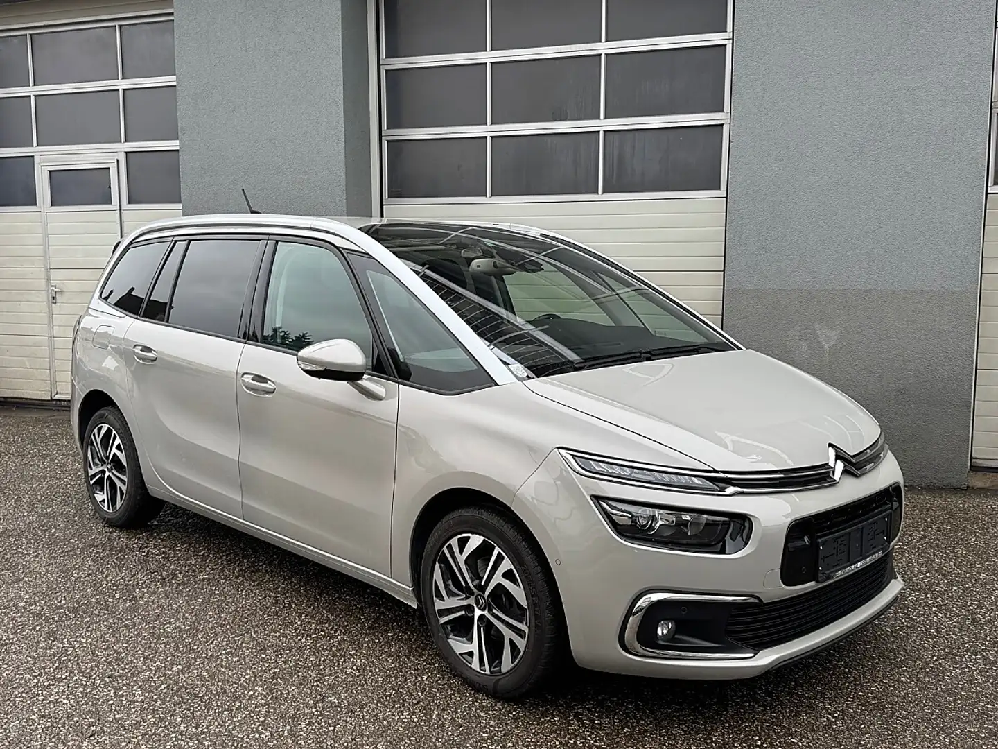 Citroen Grand C4 SpaceTourer Grand C4 Spacetourer BlueHDI 130 Aut. *7-SITZER* Grau - 2