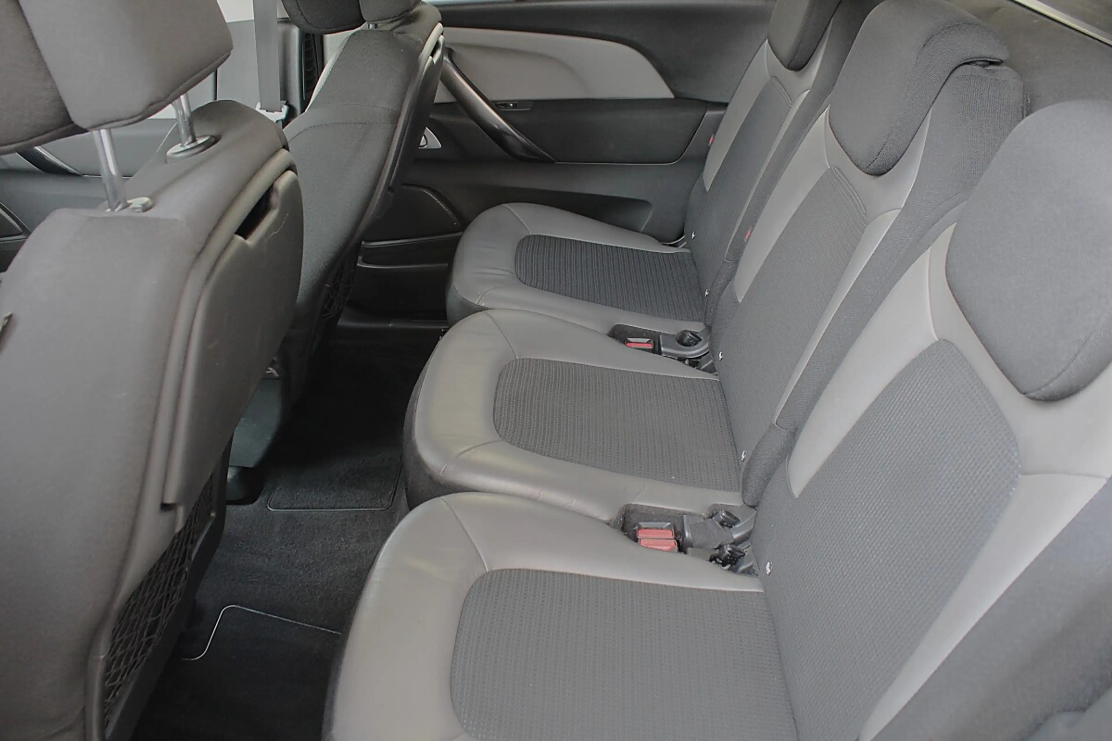 Citroen Grand C4 SpaceTourer Grand C4 Spacetourer BlueHDI 130 Aut. *7-SITZER* — photo 10