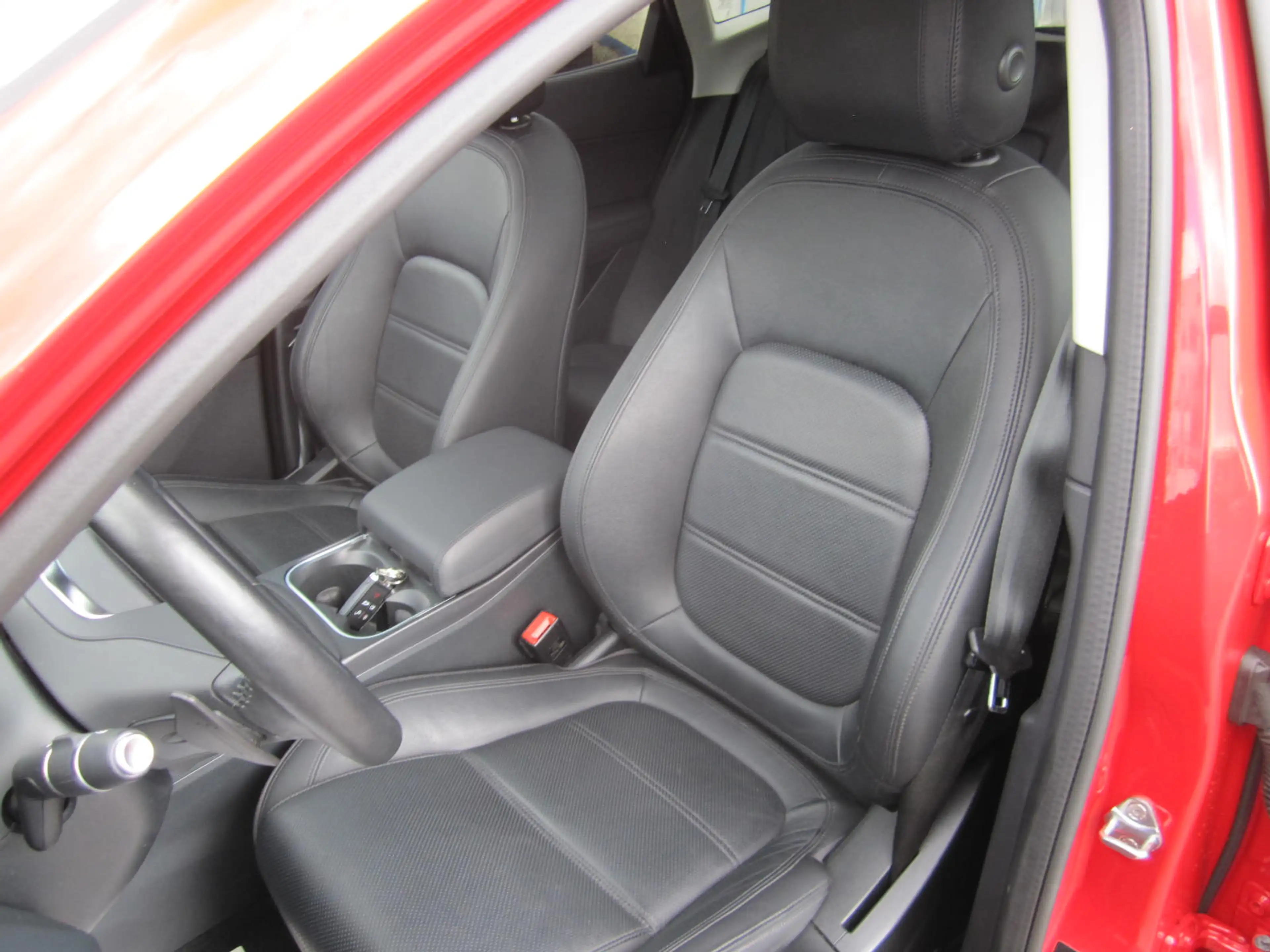 Jaguar E-Pace S AWD ~ 1. Hd ~ AHK — photo 6