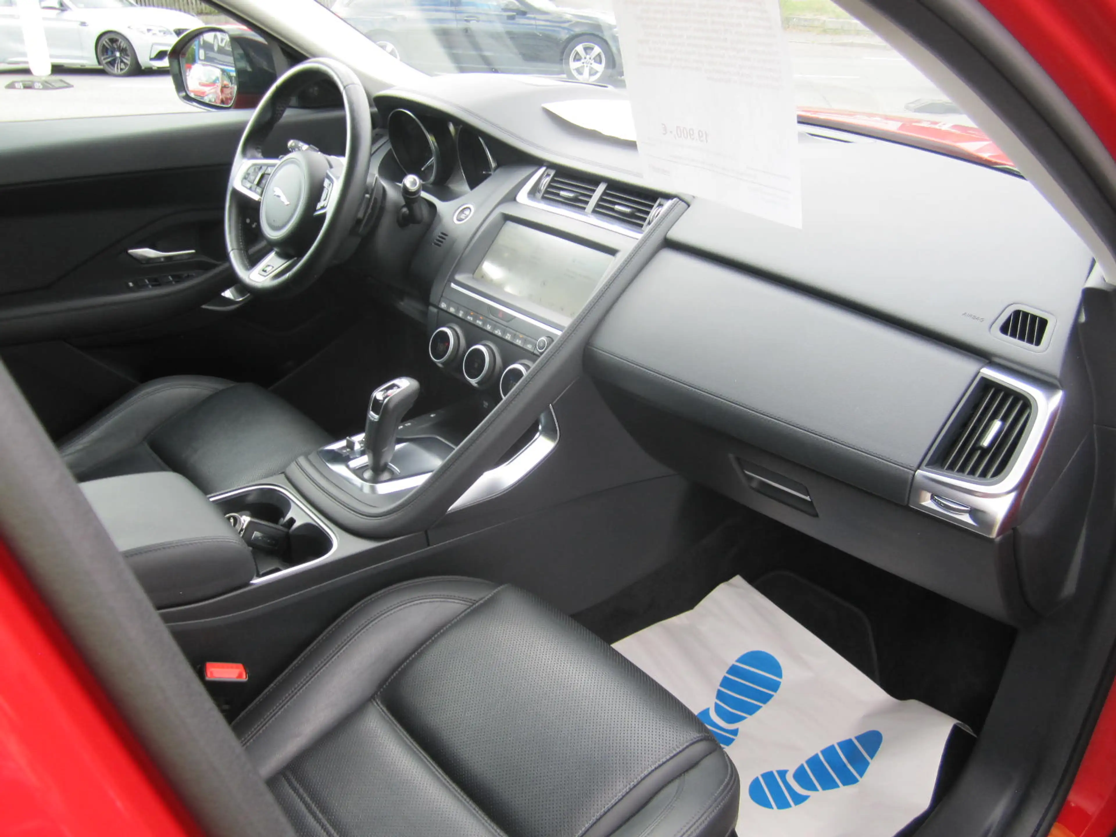 Jaguar E-Pace S AWD ~ 1. Hd ~ AHK — photo 9
