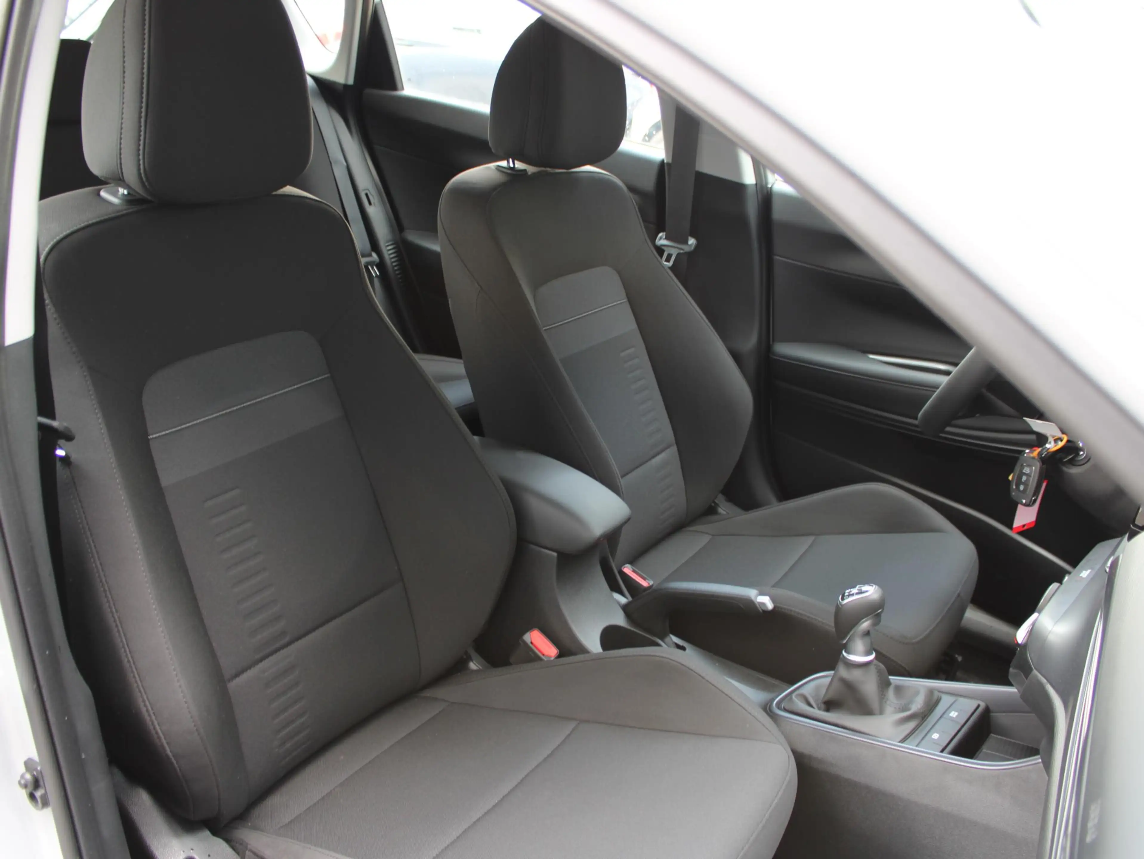 Hyundai BAYON 1.0 T-GDI Comfort — photo 8